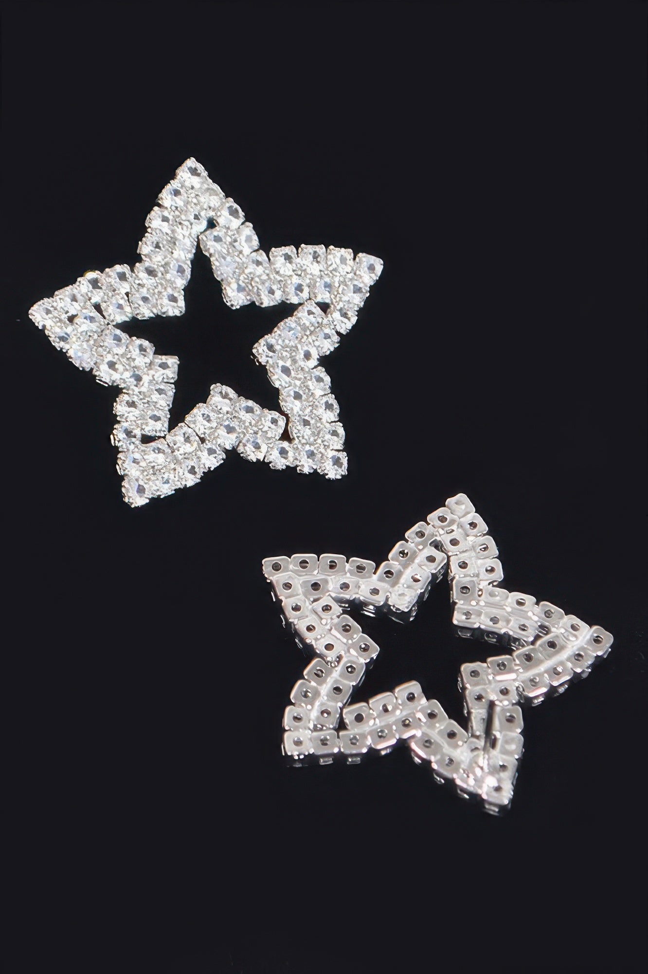 Star Shape Rhinestone Stud Earrings Secondary image