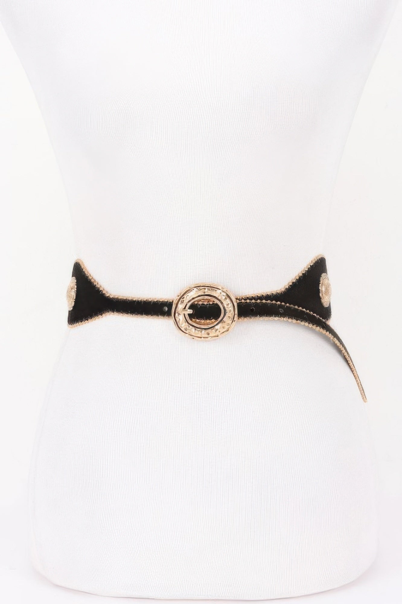 Scalloped Edge Concho Belt Secondary image