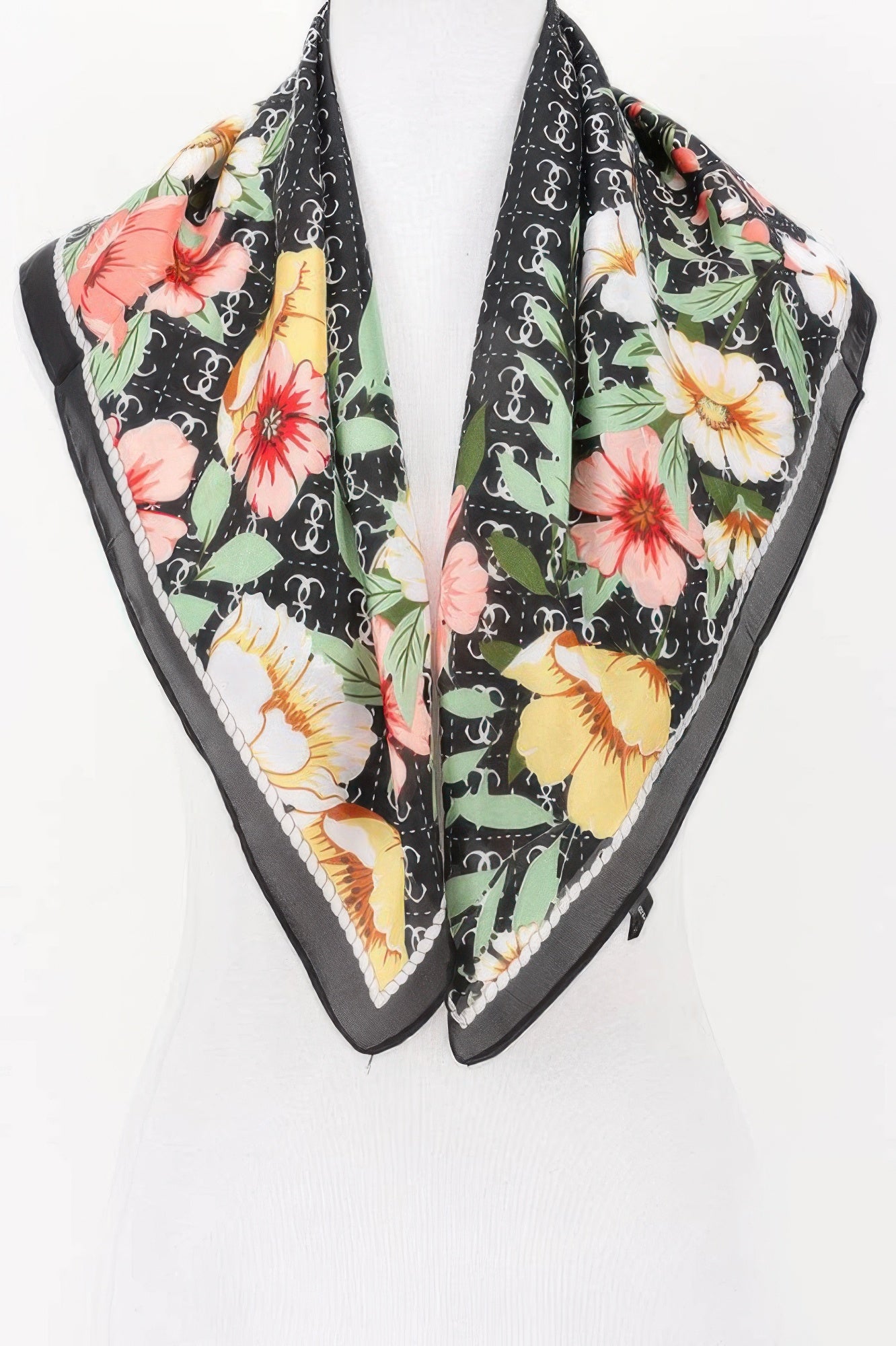 Multi Print Bandana Secondary image
