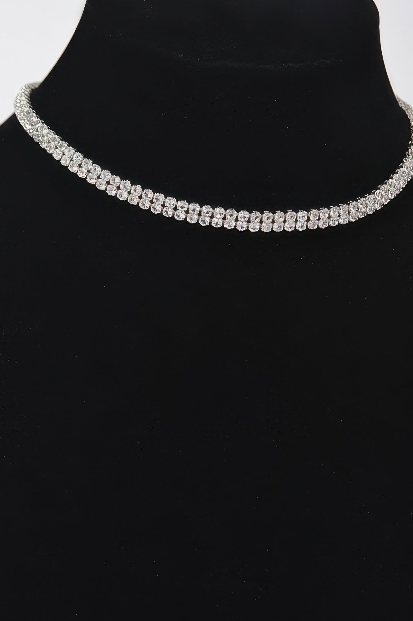 Barbie Inspired Shiny Choker Necklace Secondary image