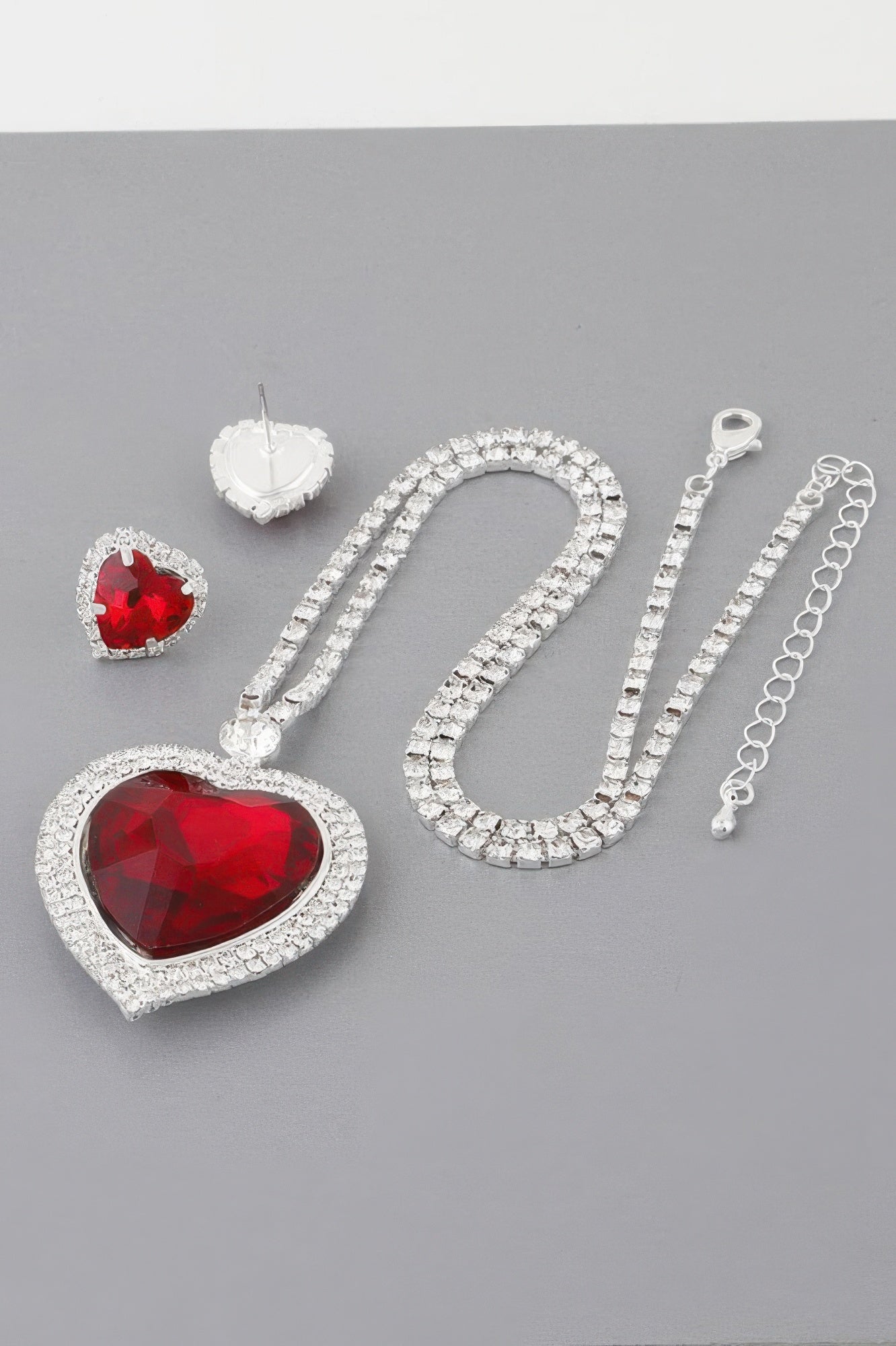 Jeweled Crystal Heart Necklace Secondary image