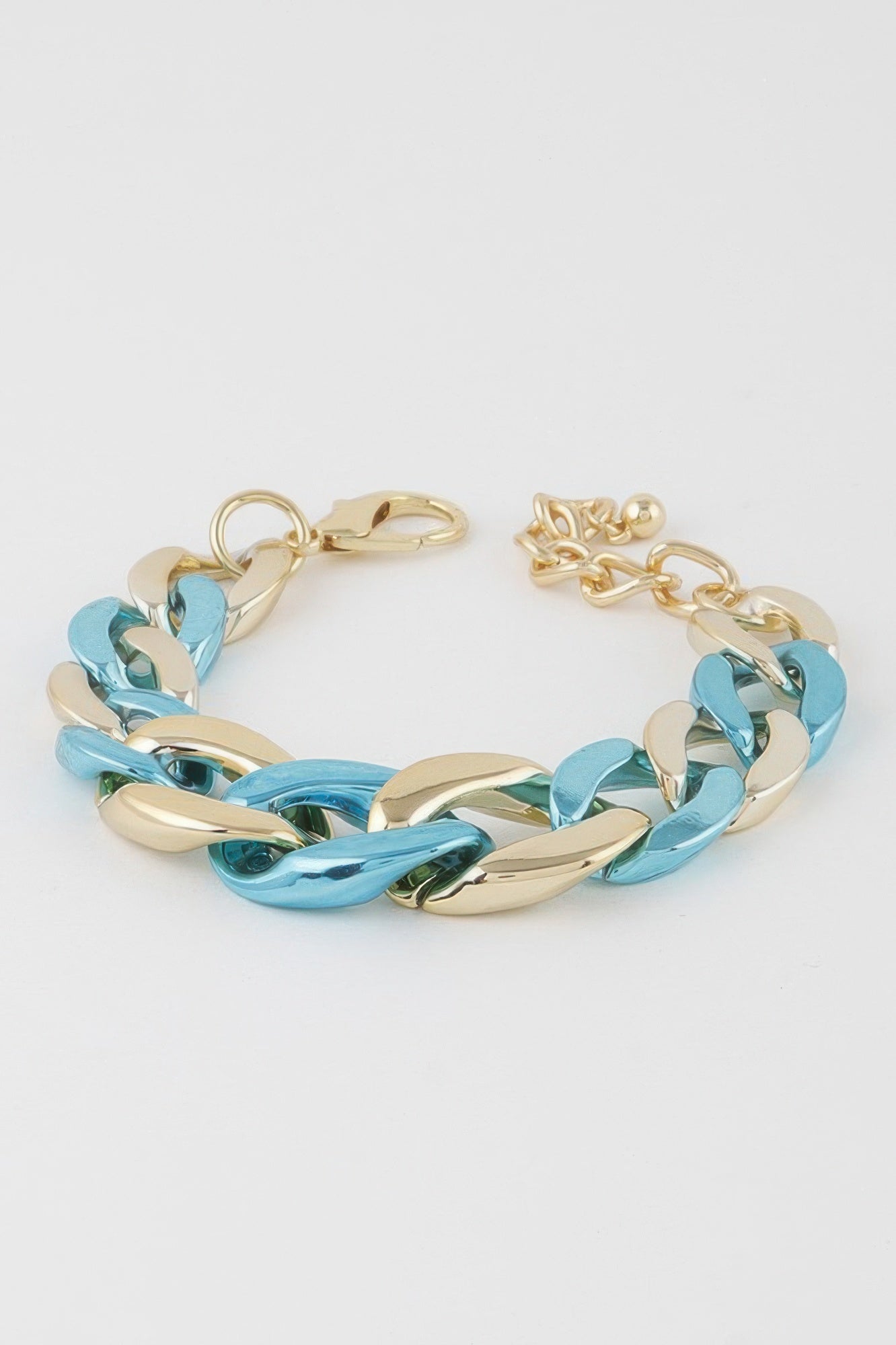 Two Toned Twisted Chain Bracelet Secondary image