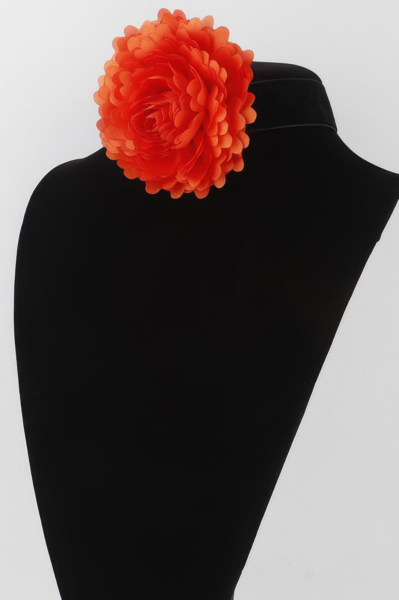 Layered Flower Petal Choker Necklace Secondary image