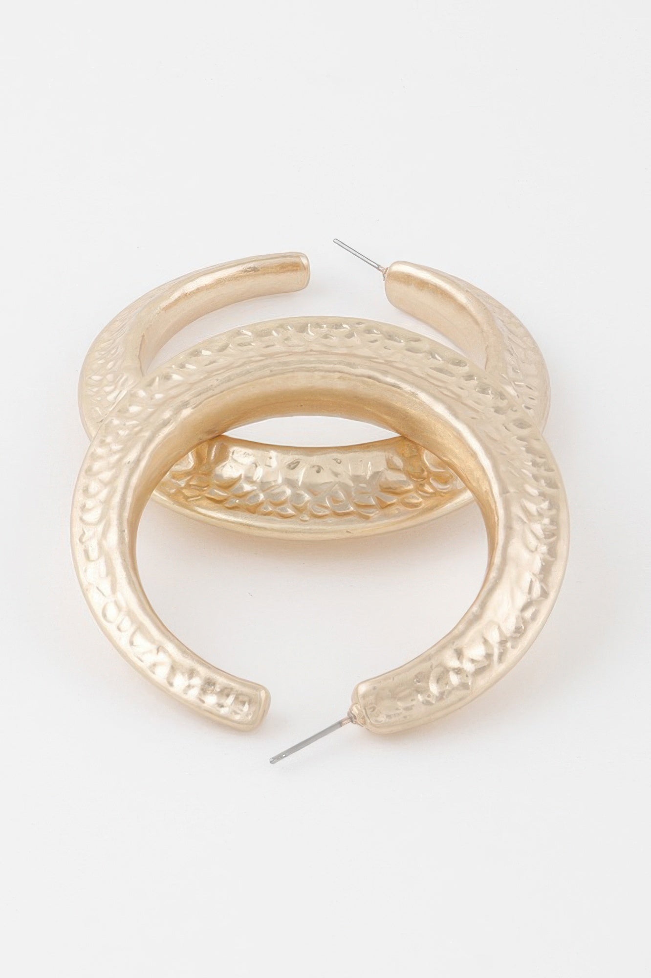Scaled Indent Hoop Earrings Secondary image