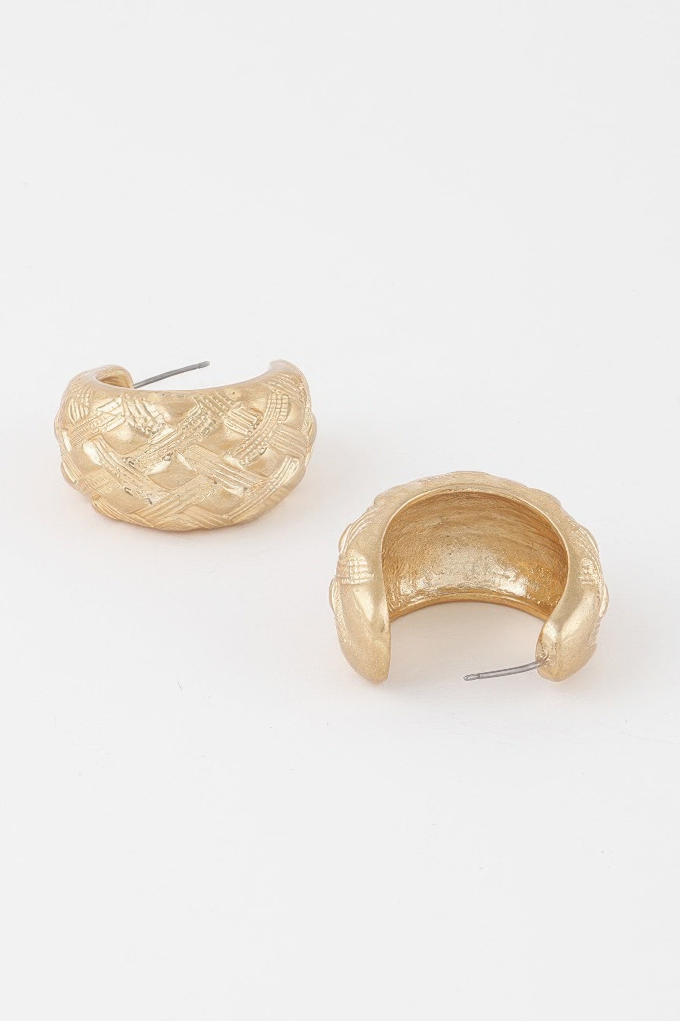 Basket Weaved Hoop Earrings Secondary image