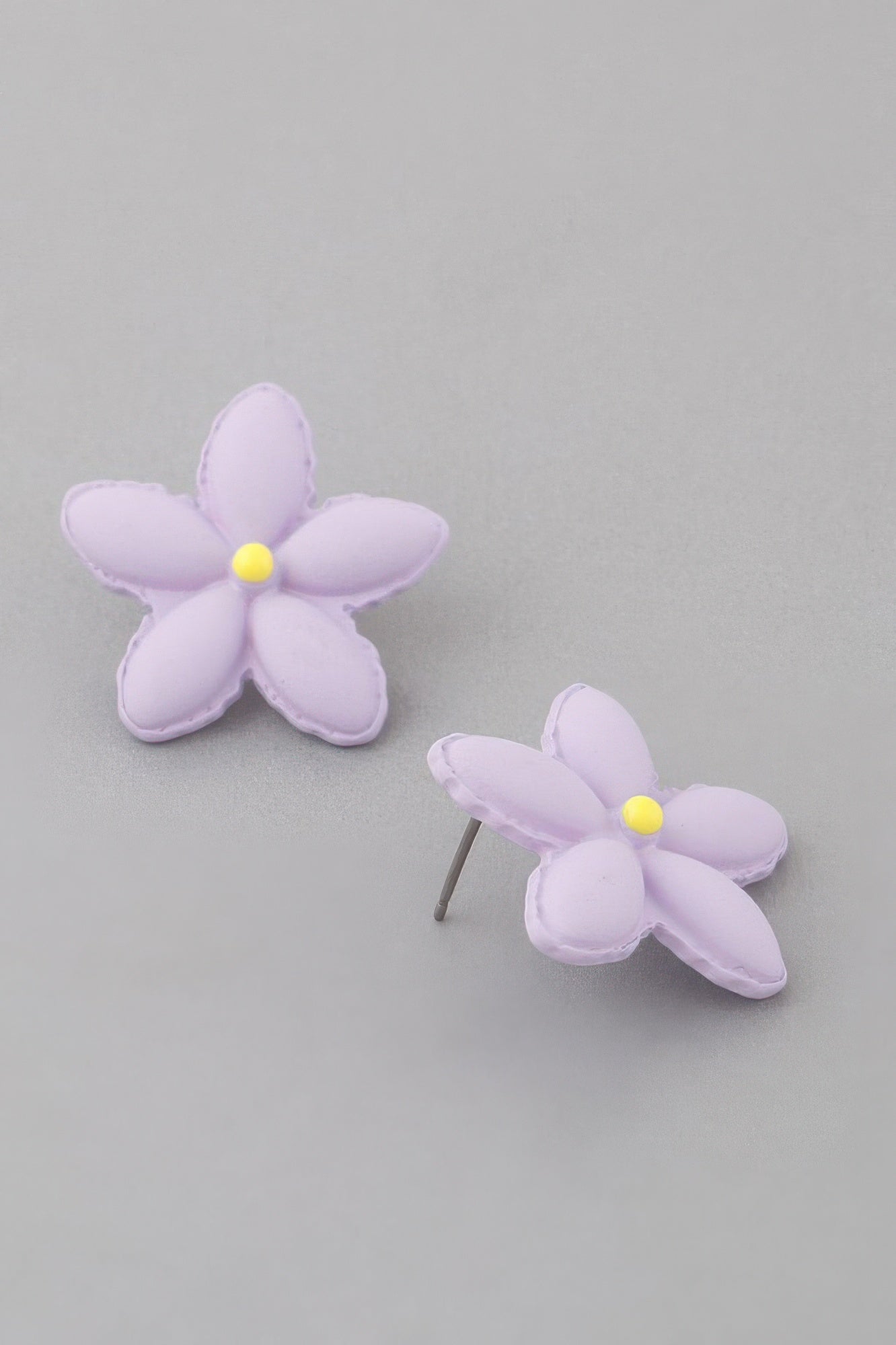 Bright Flower Stud Earrings Secondary image