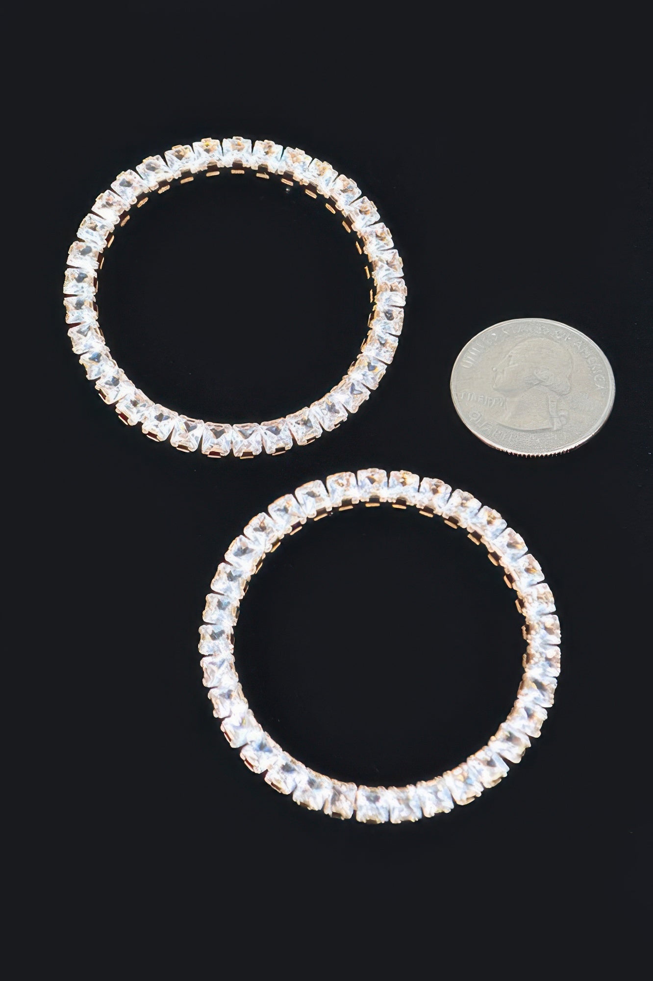 Rhinestone Round Earring Secondary image