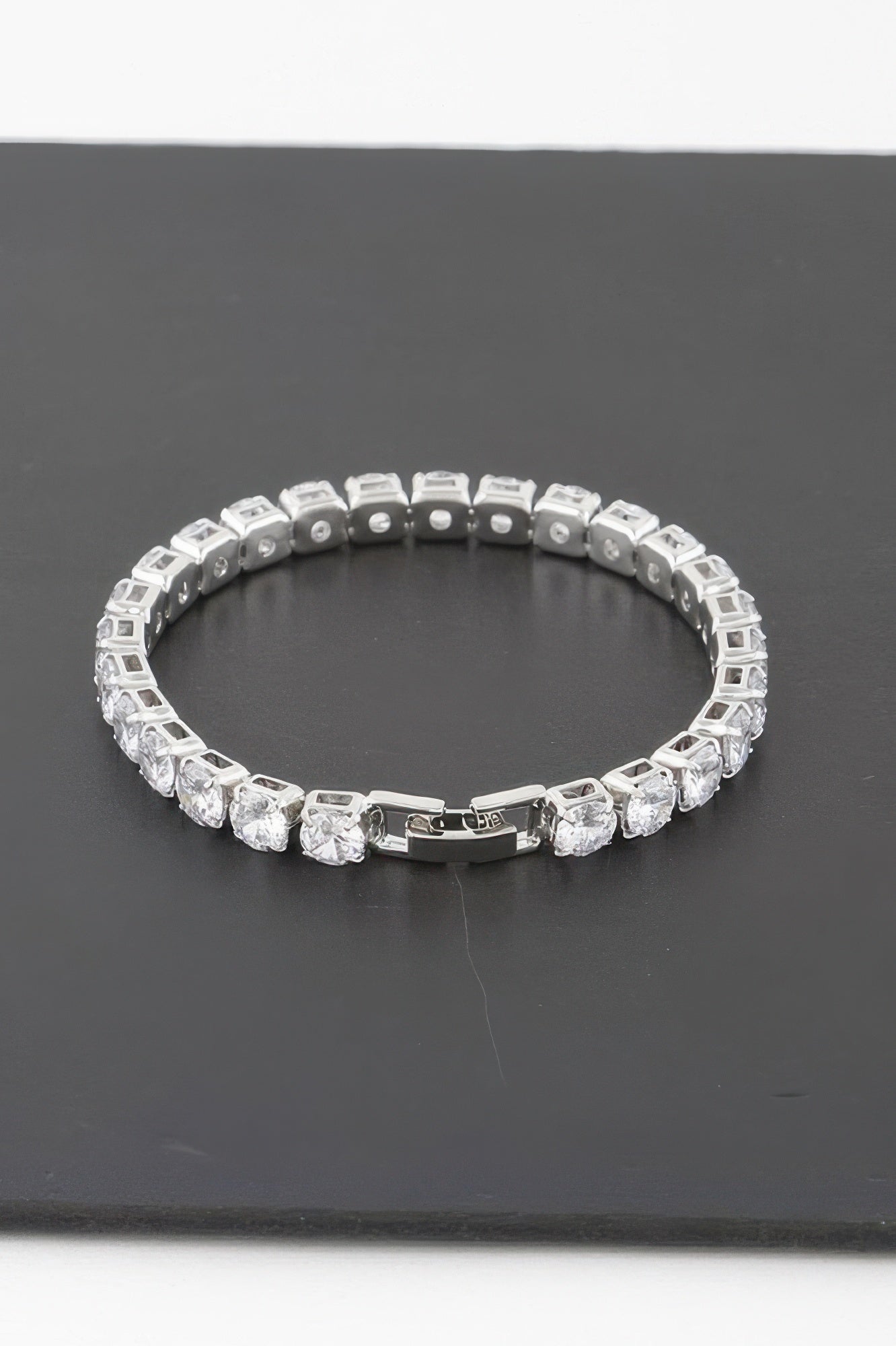 Jeweled Rhinestone Clasp Bracelet Secondary image