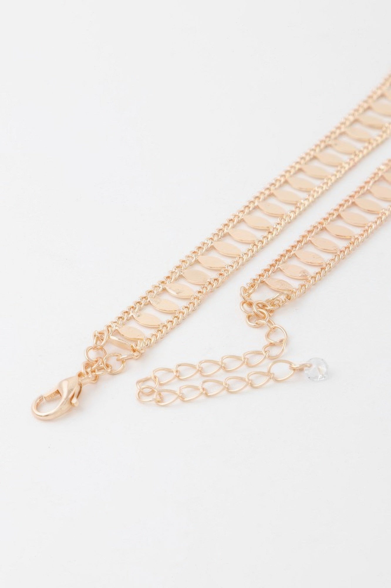 Leaf Chain Choker Necklace Secondary image