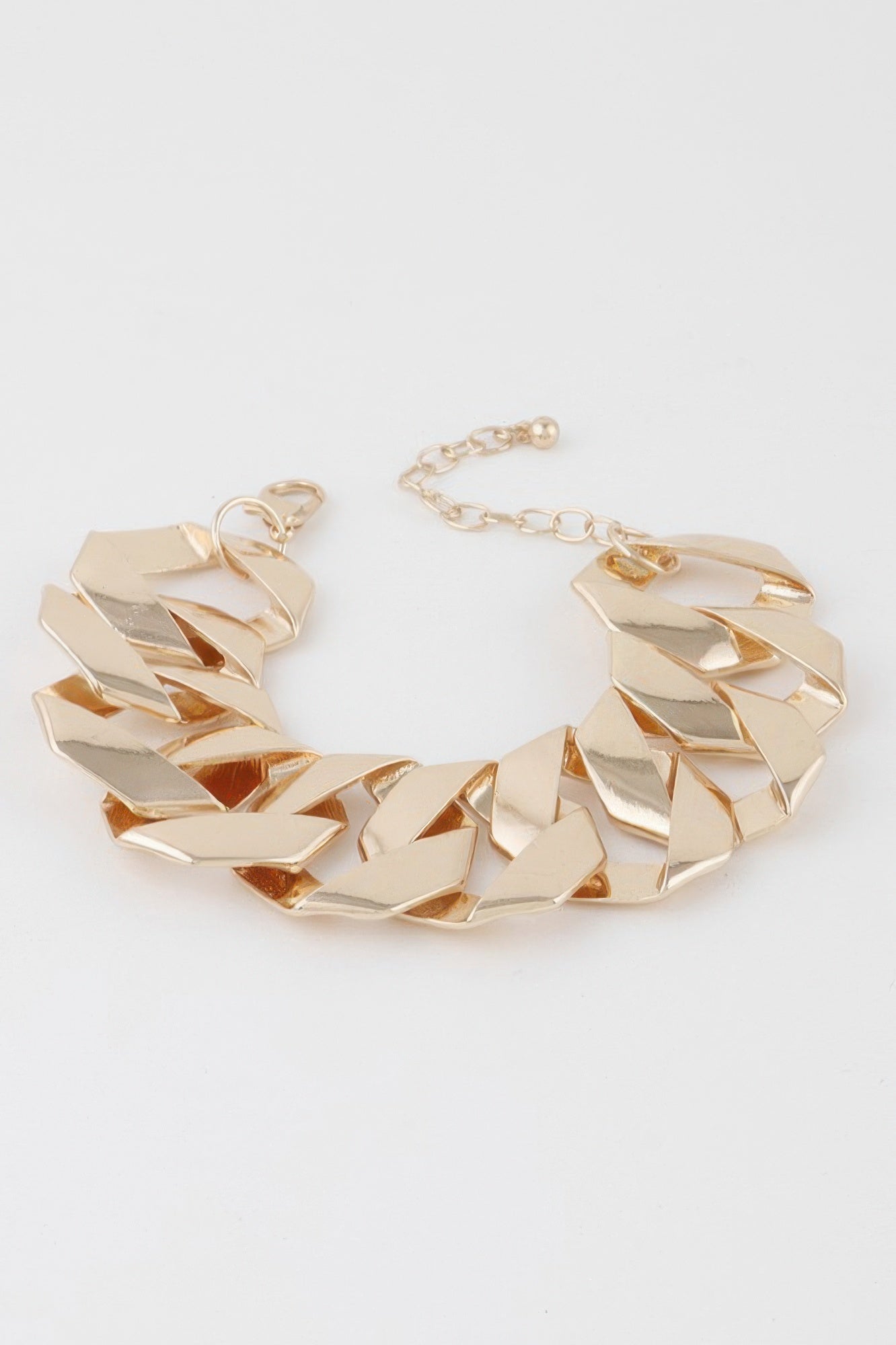 Wide Curb Chain Bracelet Secondary image