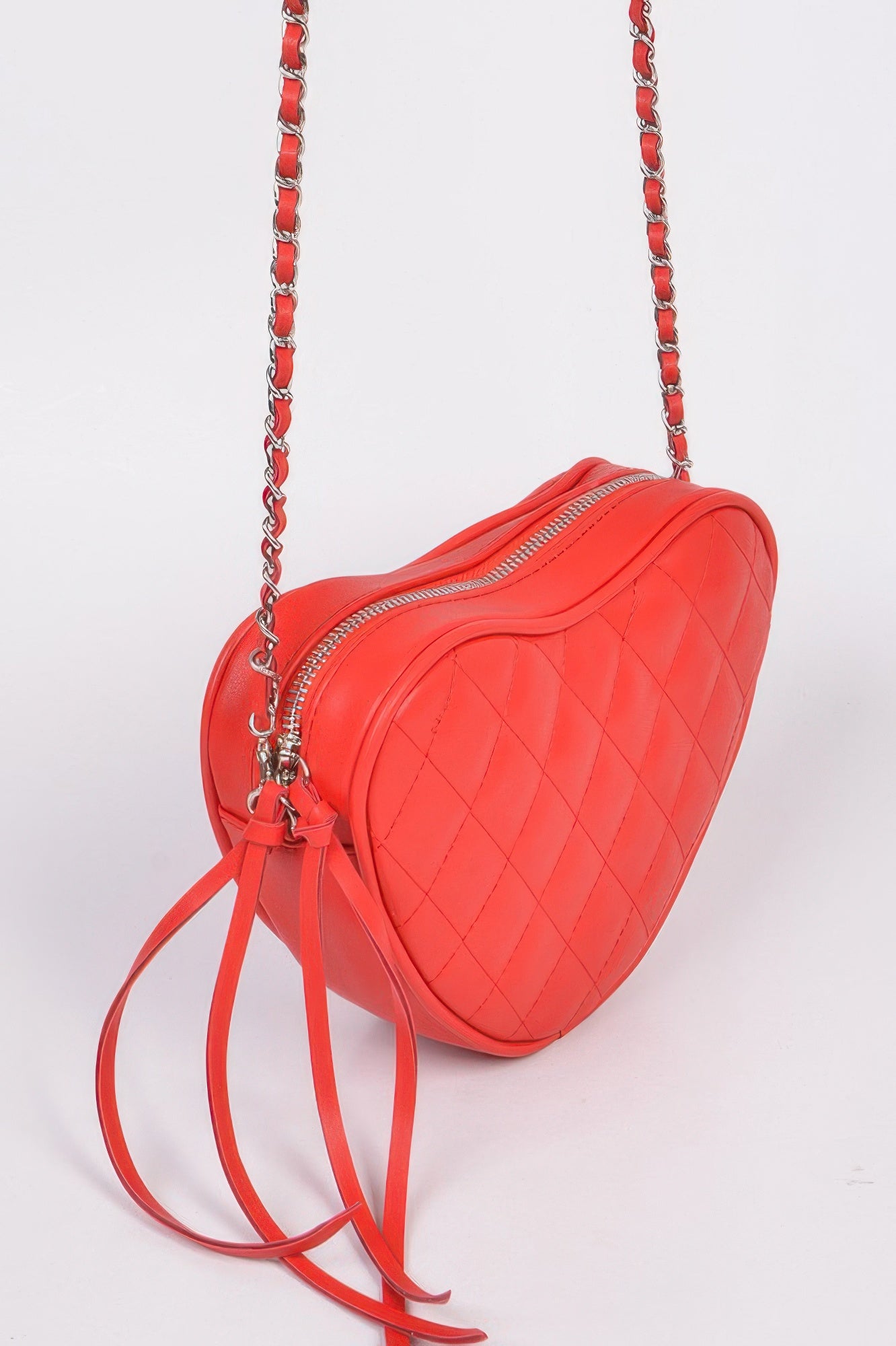 Quilted Heart Clutch Secondary image