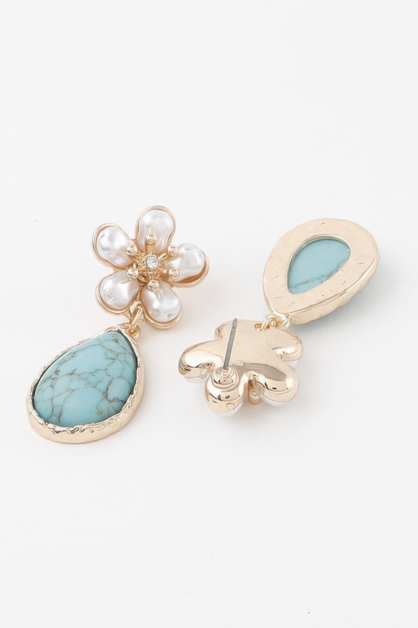 Pearl Flower Stone Earrings Secondary image