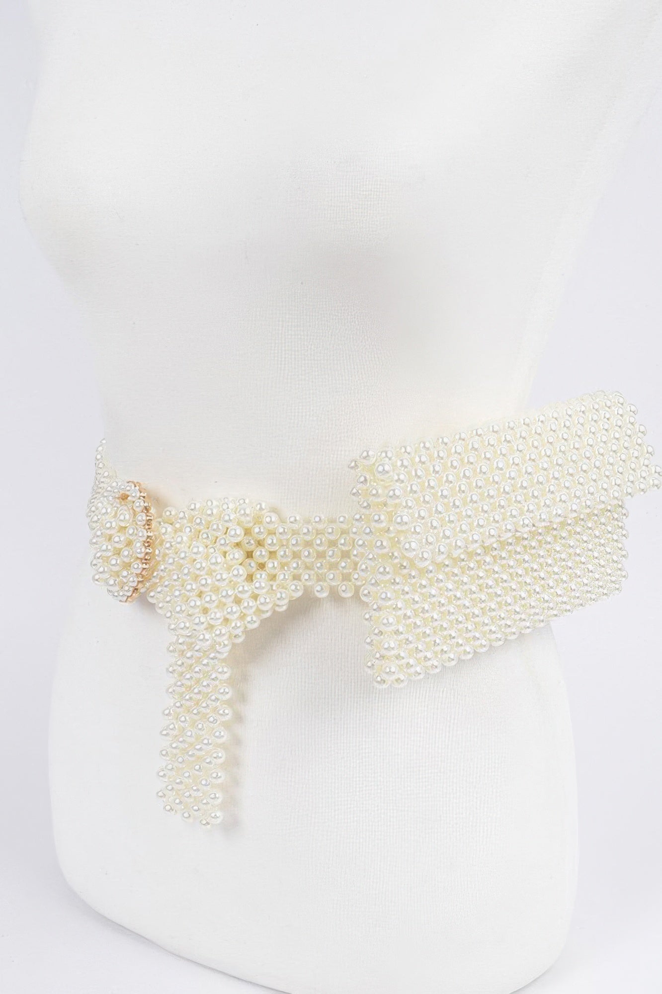 Handmade Faux Pearl Belt Bag Secondary image