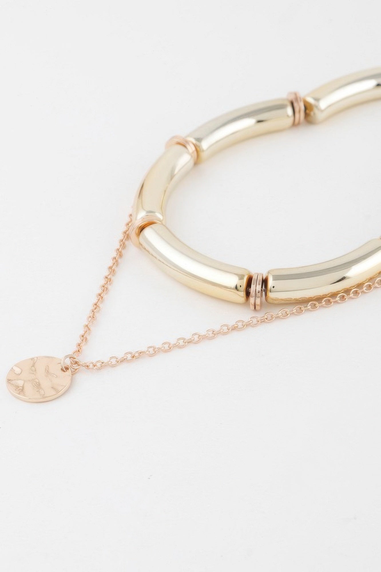 Double Layered Chain Necklace Secondary image