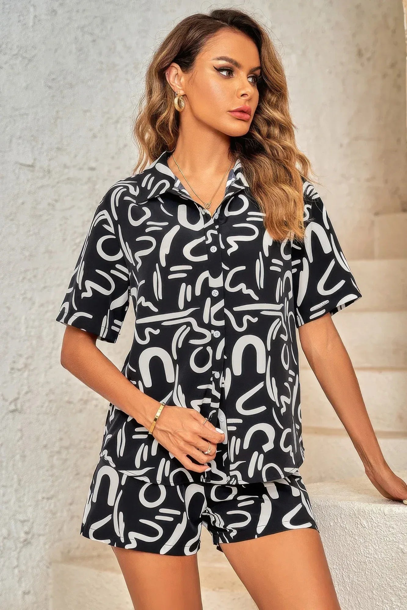 Outfit Sequins Lips Print Button Down Shorts Set | Mixtshop LLC