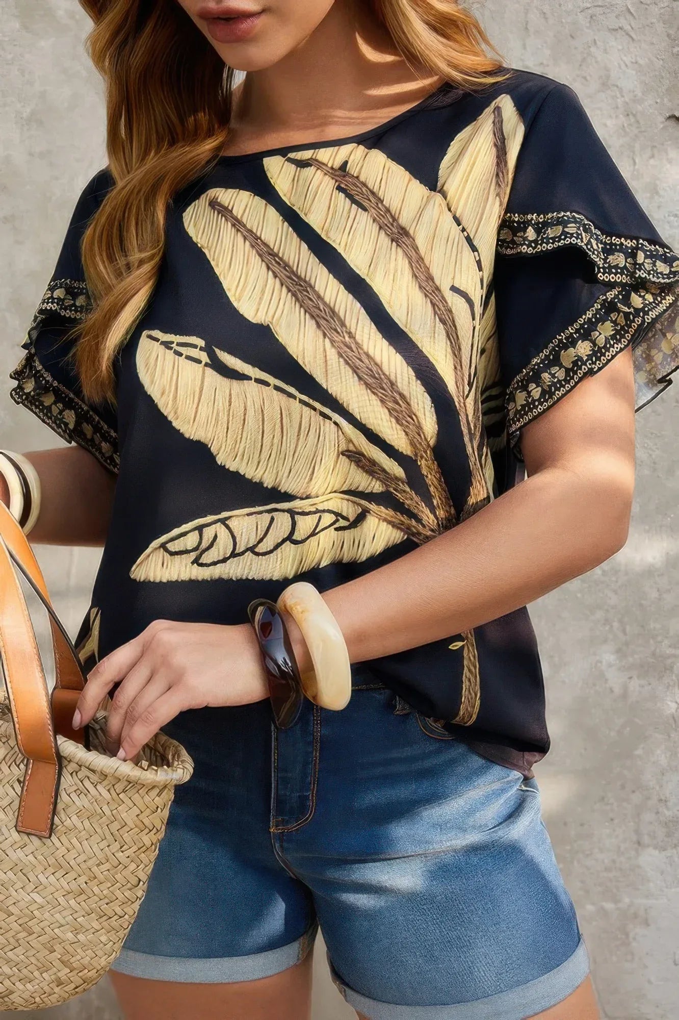 Plus Tropical Print Ruffle Hem Sleeve Blouse Secondary image