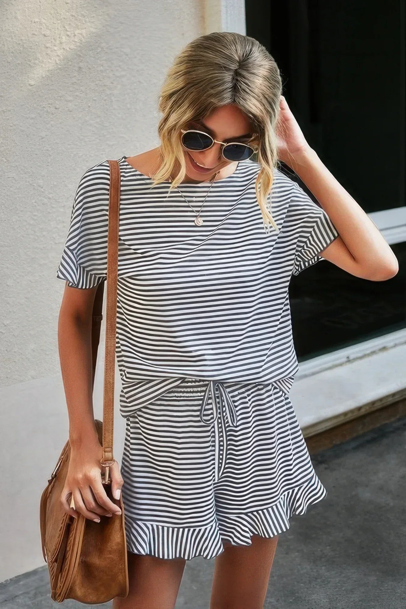 Round Neck Striped Top Short Set Secondary image