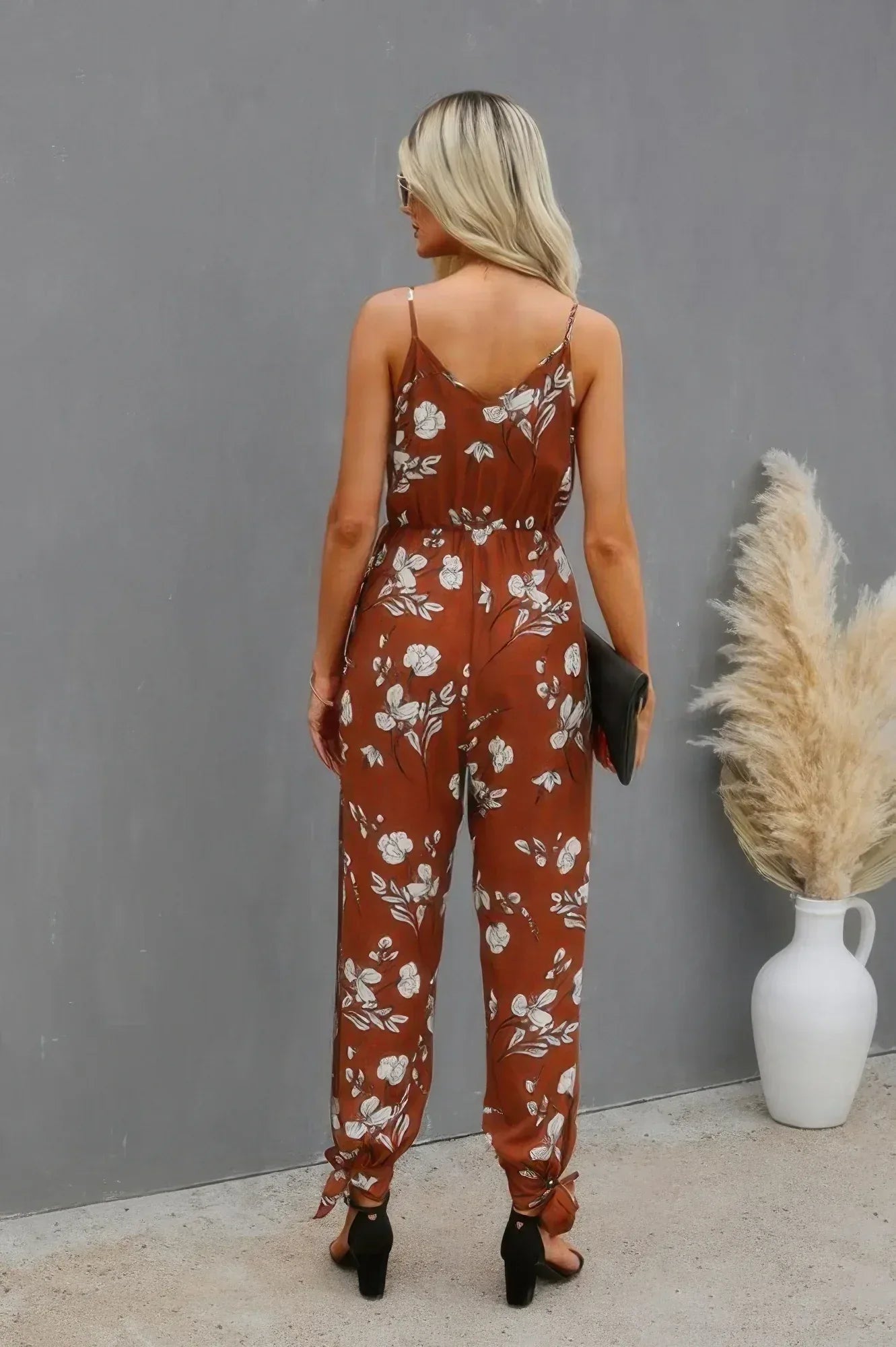 V Neck Spaghetti Straps Jumpsuit | Mixtshop LLC
