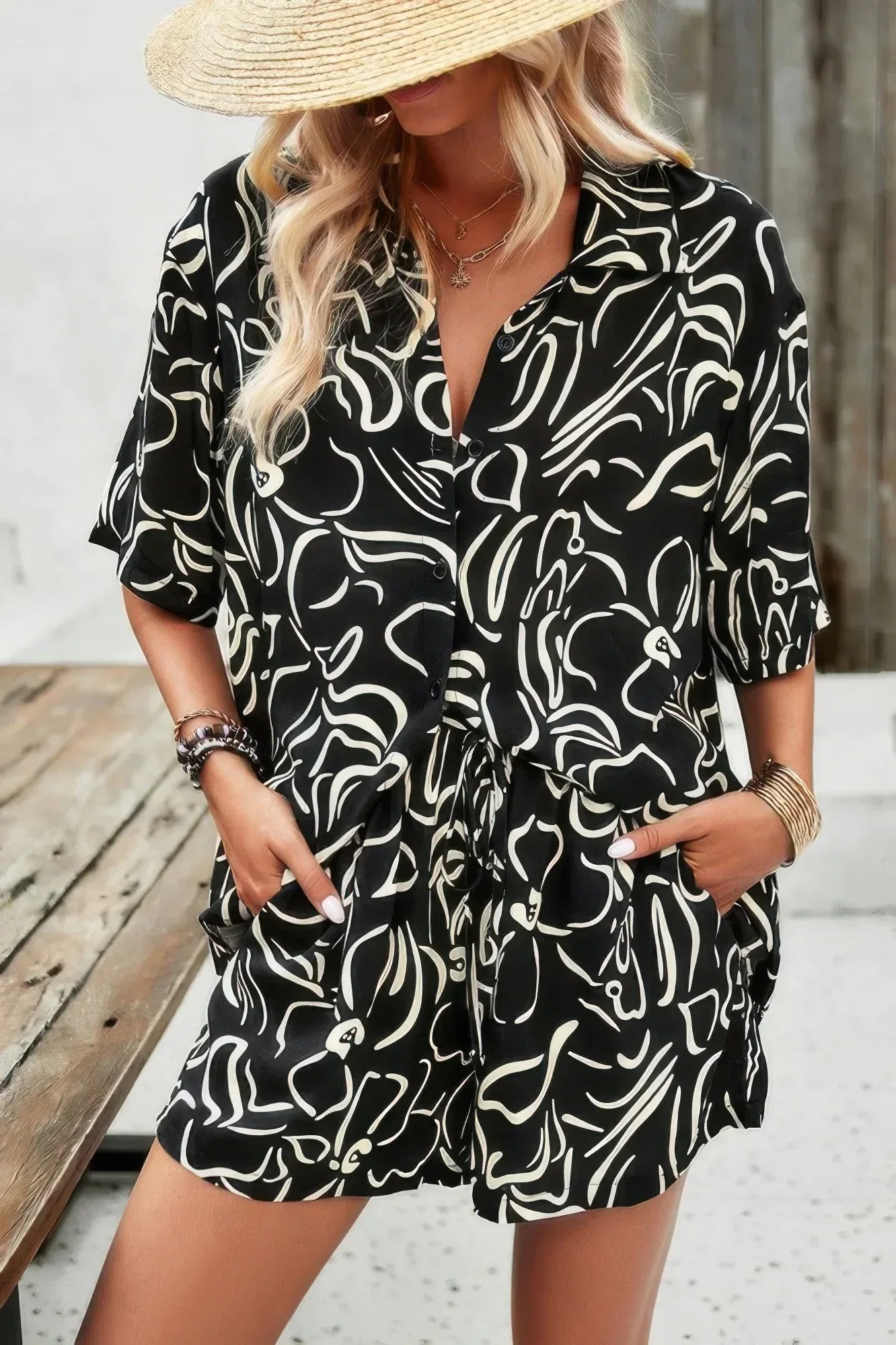 Allover Print Elastic Shorts Two Pieces Button Set | Mixtshop LLC