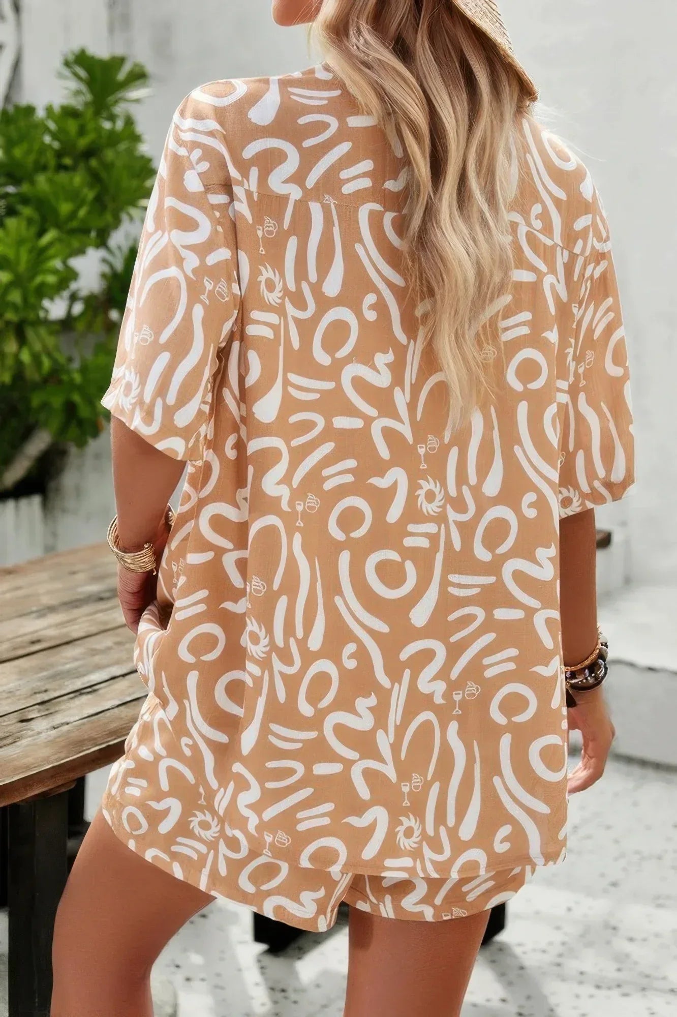 Allover Print Elastic Shorts Two Pieces Button Set | Mixtshop LLC