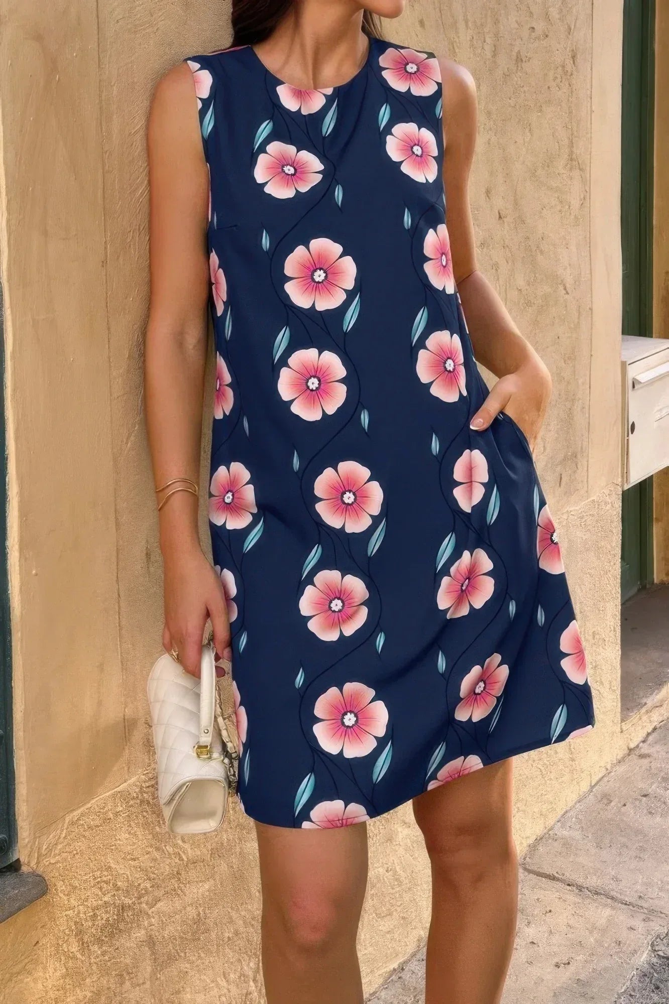 Round Neck Floral Print Sleeveless Loose Dress Secondary image
