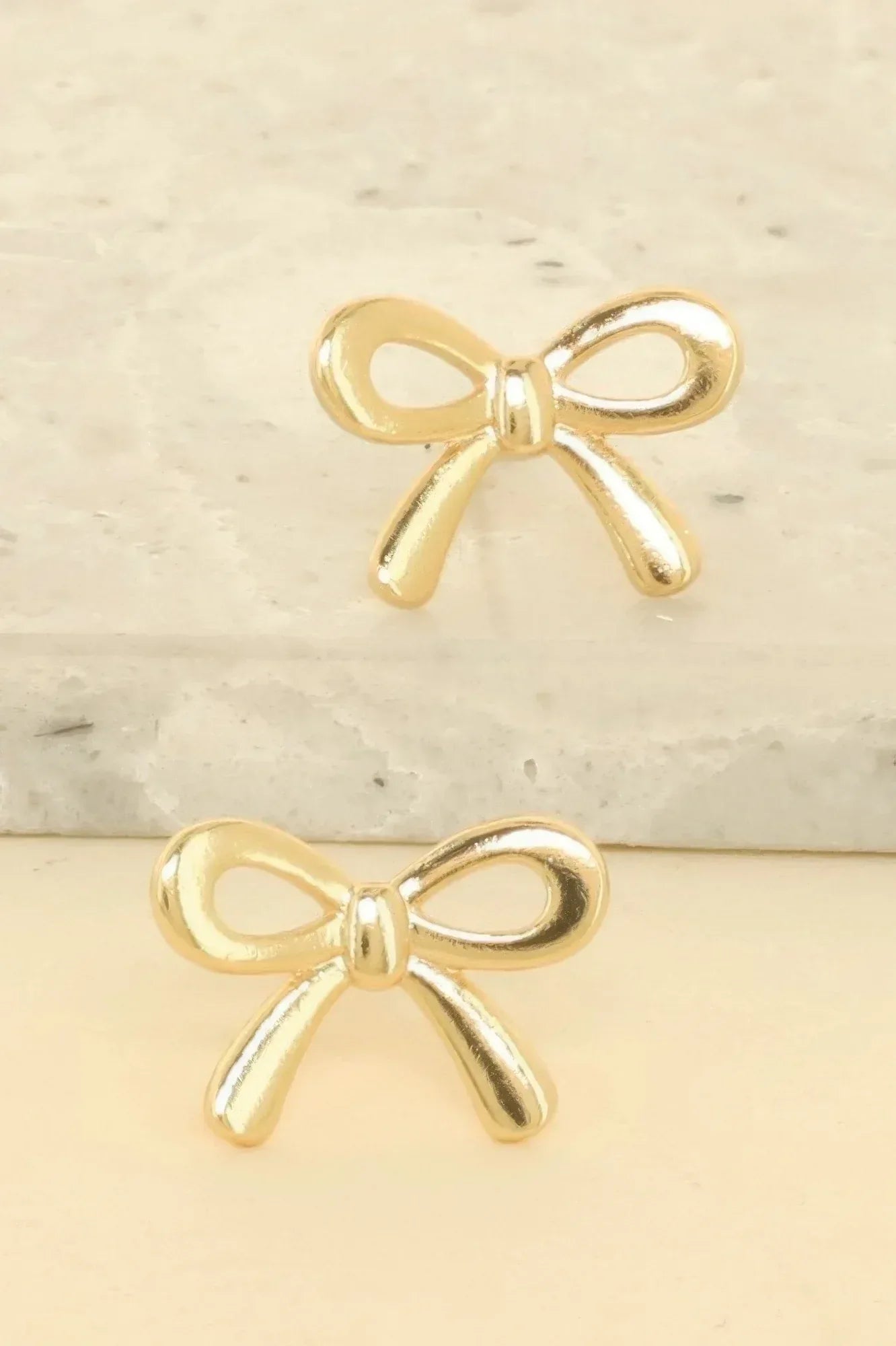 Short Tail Bow Ribbon Post Earrings | Mixtshop LLC Main image