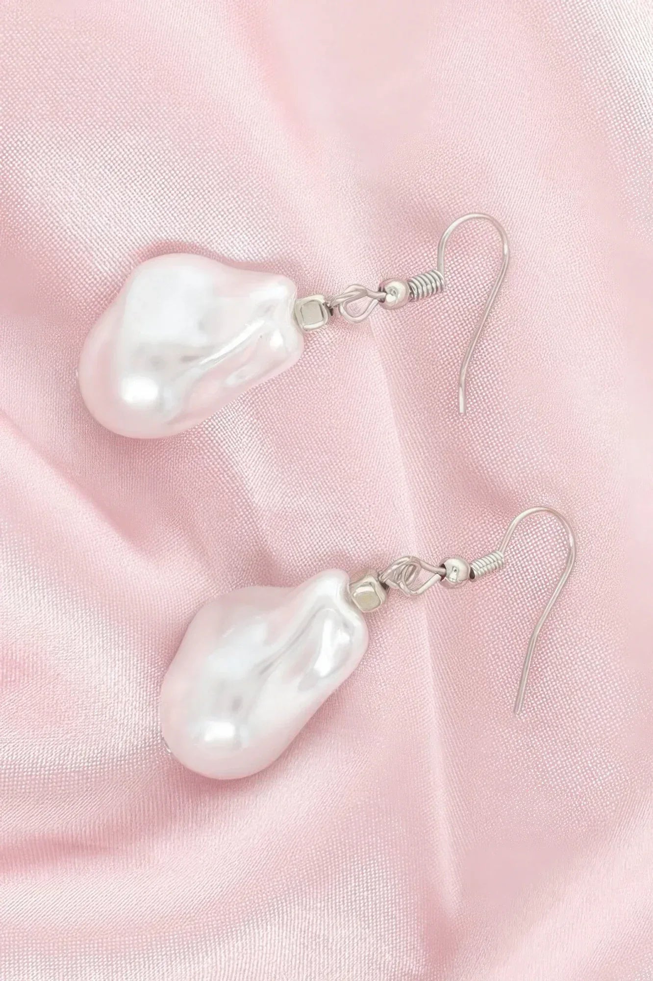 White Baroque Pearl Earrings | Mixtshop LLC Main image