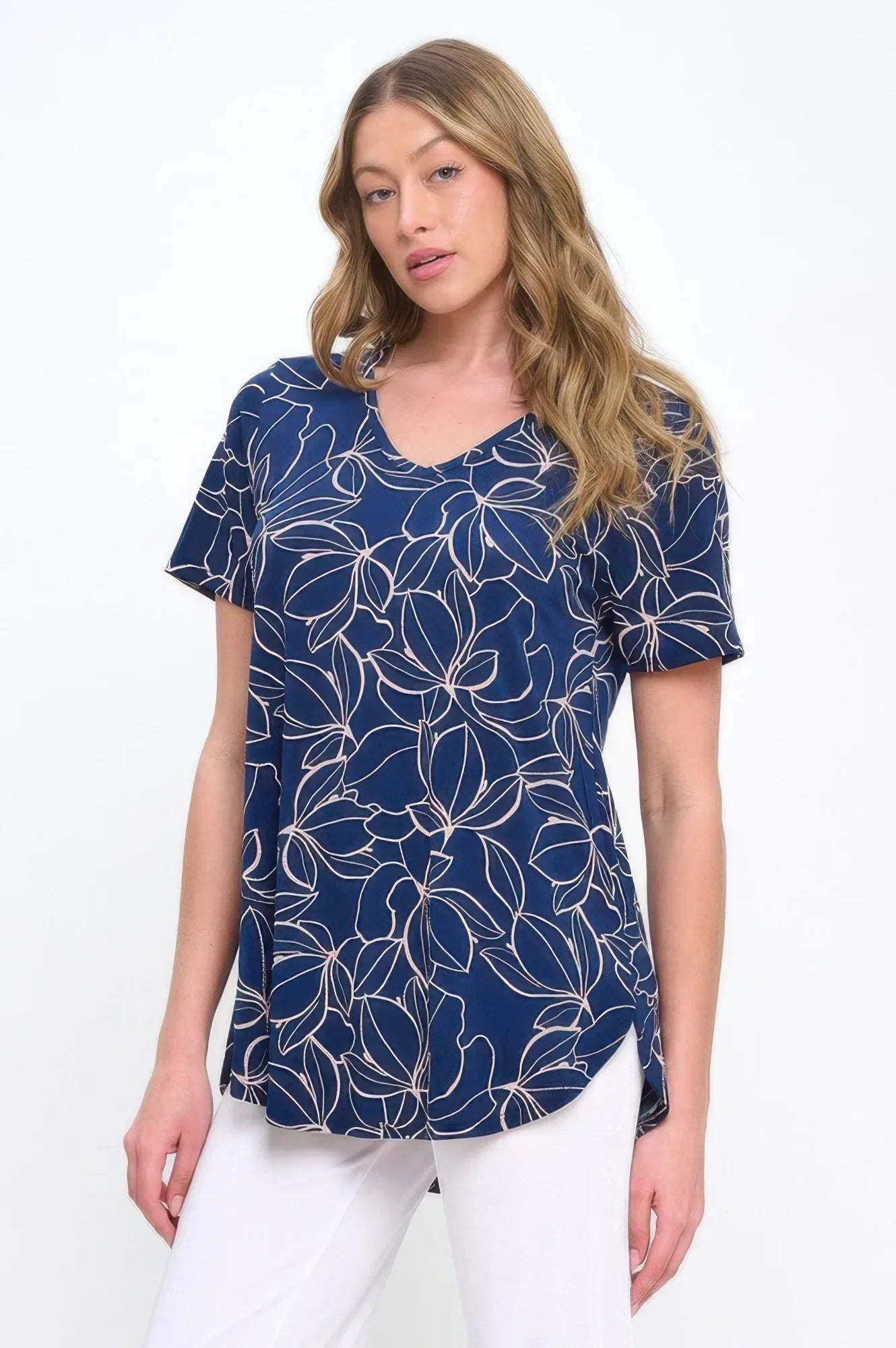 Hit V-neck Binding Top | Mixtshop LLC