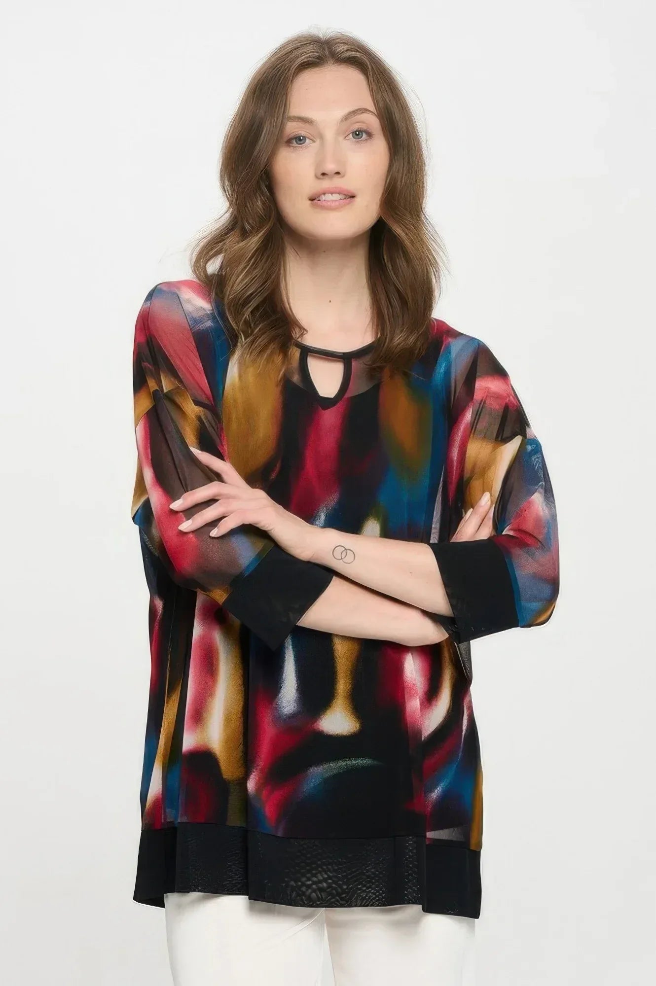 Mesh Romance Key-hole Contrast Top | Mixtshop LLC