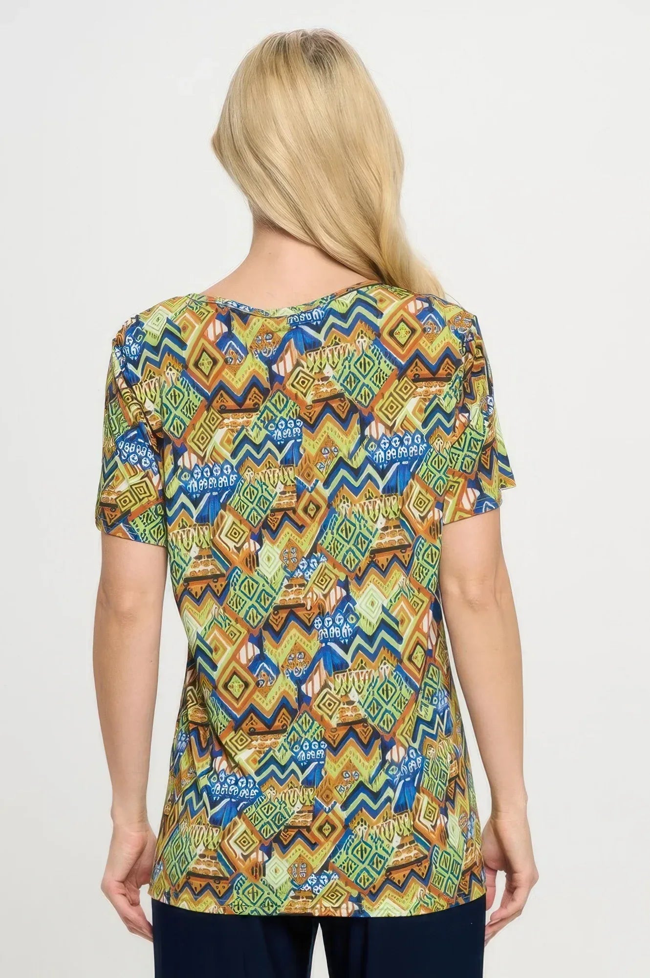 Hit Point V-neckline Top | Mixtshop LLC