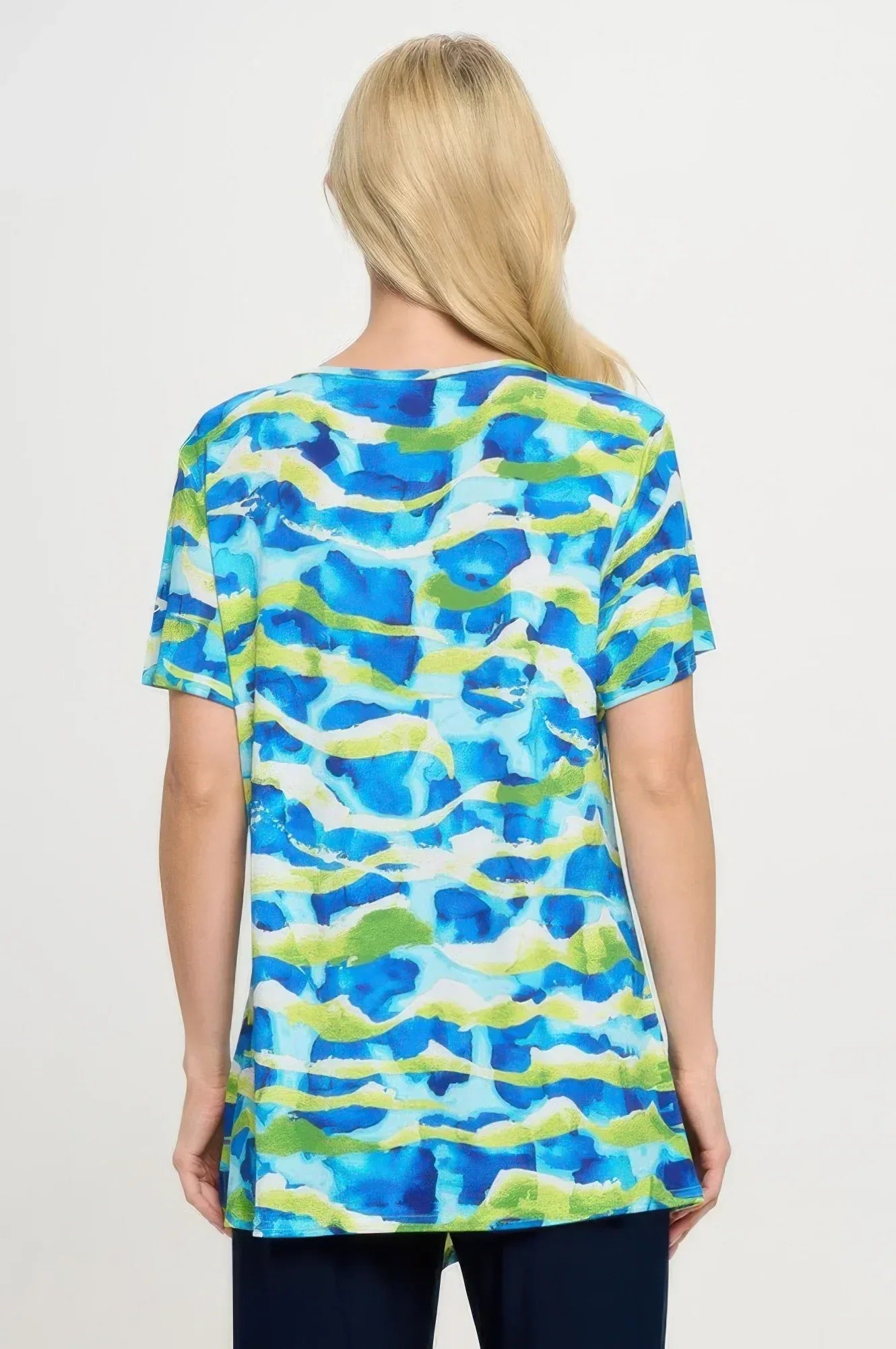Hit Point V-neckline Top | Mixtshop LLC