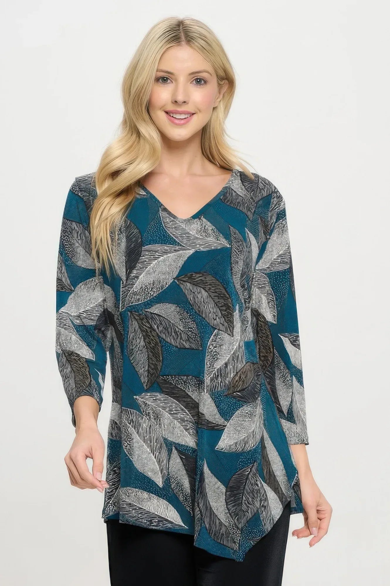 Hit Point V-neckline Top | Mixtshop LLC Main image