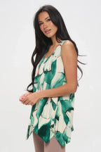 Hit Shark Bite Hem Tank | Mixtshop LLC