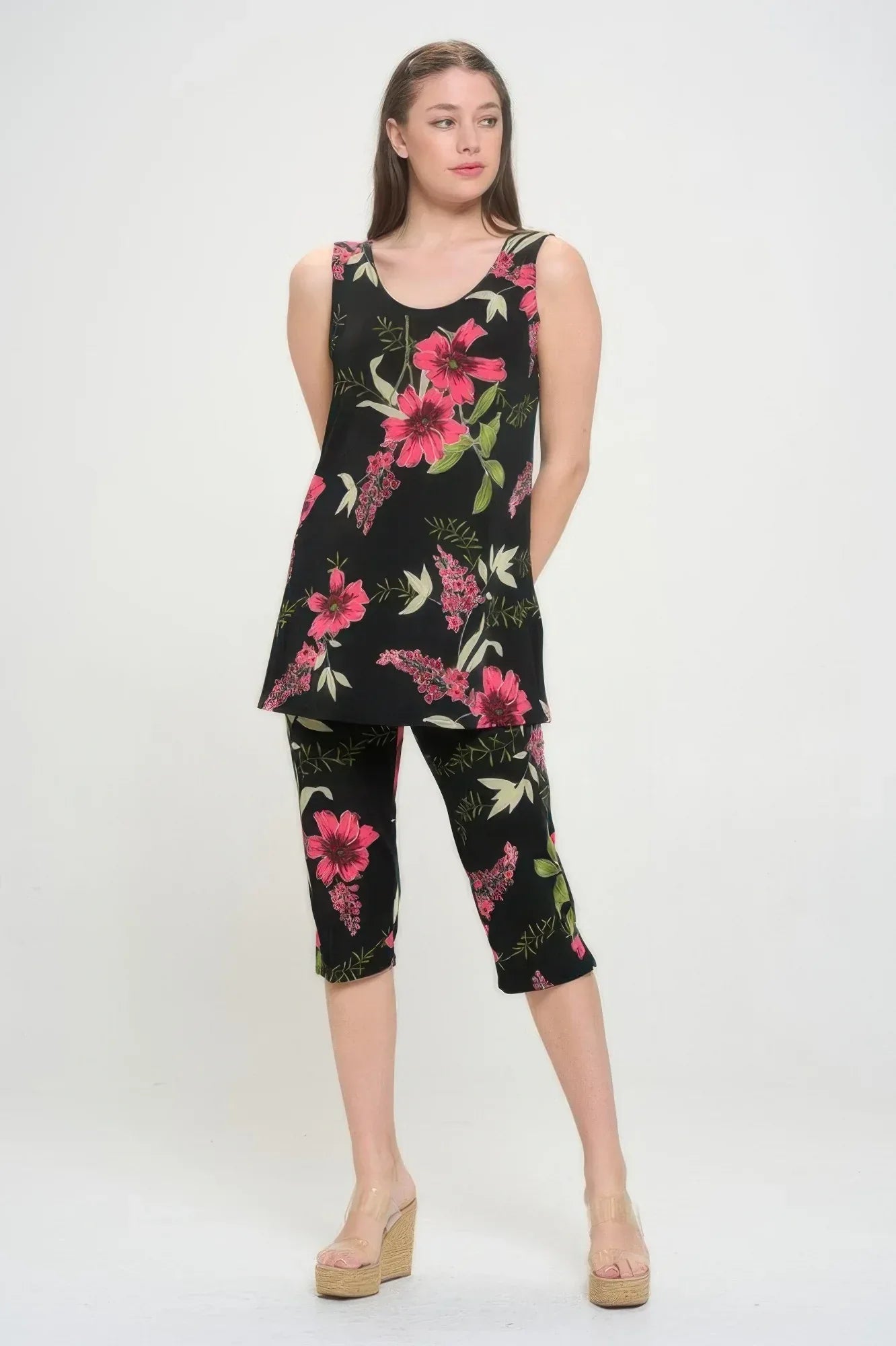 Bns Tank Capri Pants Set | Mixtshop LLC Main image
