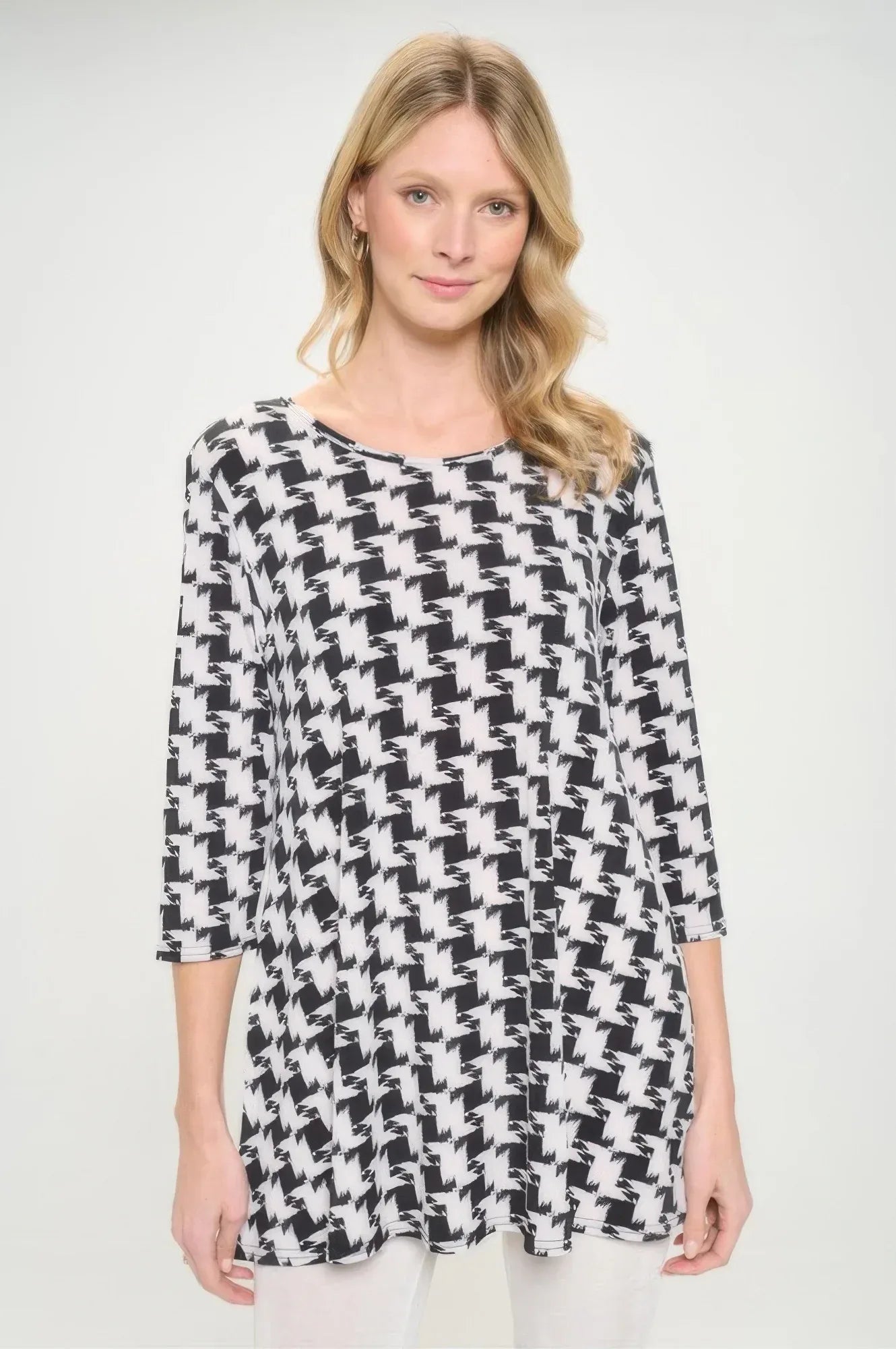 Houndstooth Print Ity Fabric Quarter Sleeve Top | Mixtshop LLC