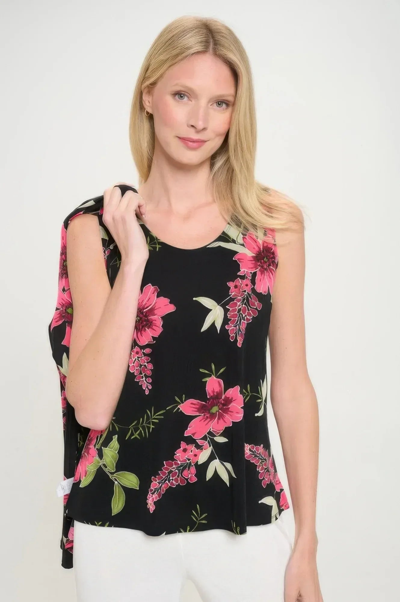 Bns Print Sleeveless Tank Top | Mixtshop LLC Main image