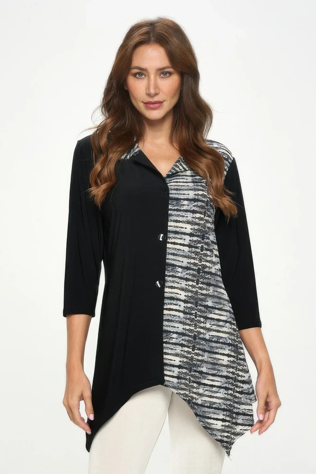 Hit Contrast Button 3/4 Sleeve Top | Mixtshop LLC