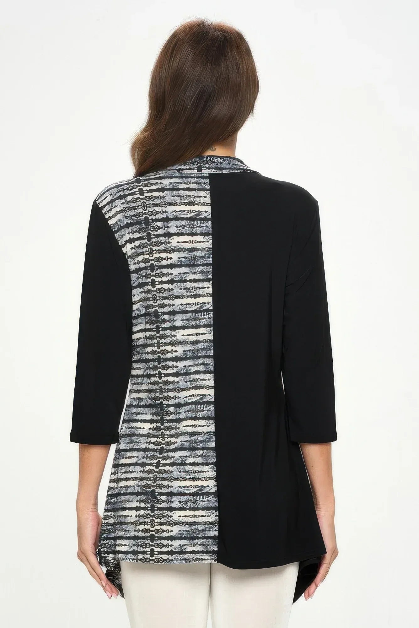 Hit Contrast Button 3/4 Sleeve Top | Mixtshop LLC