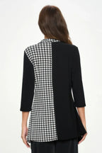 Hit Contrast Button 3/4 Sleeve Top | Mixtshop LLC