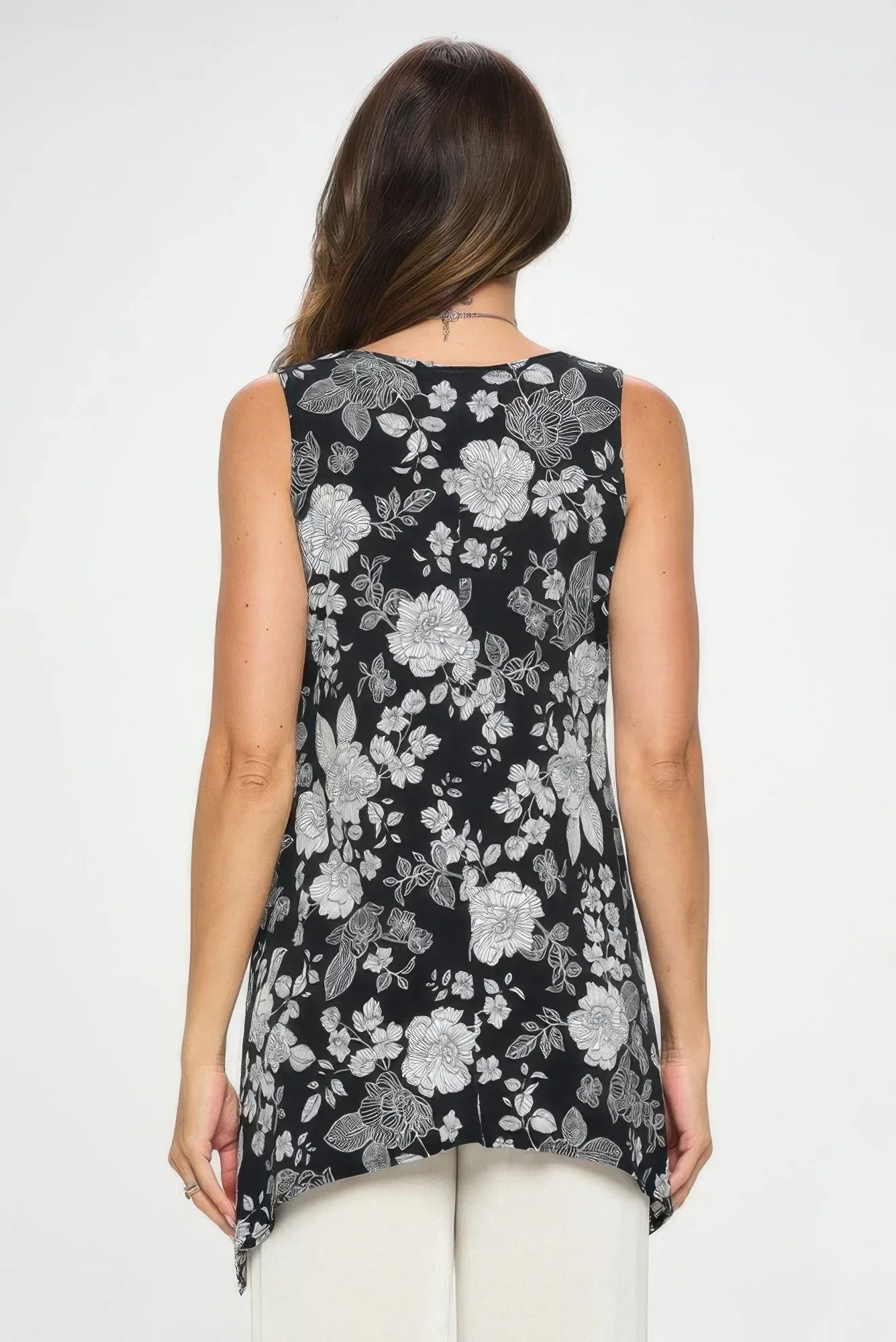 Plus Size Hit Shark Bite Hem Tank | Mixtshop LLC