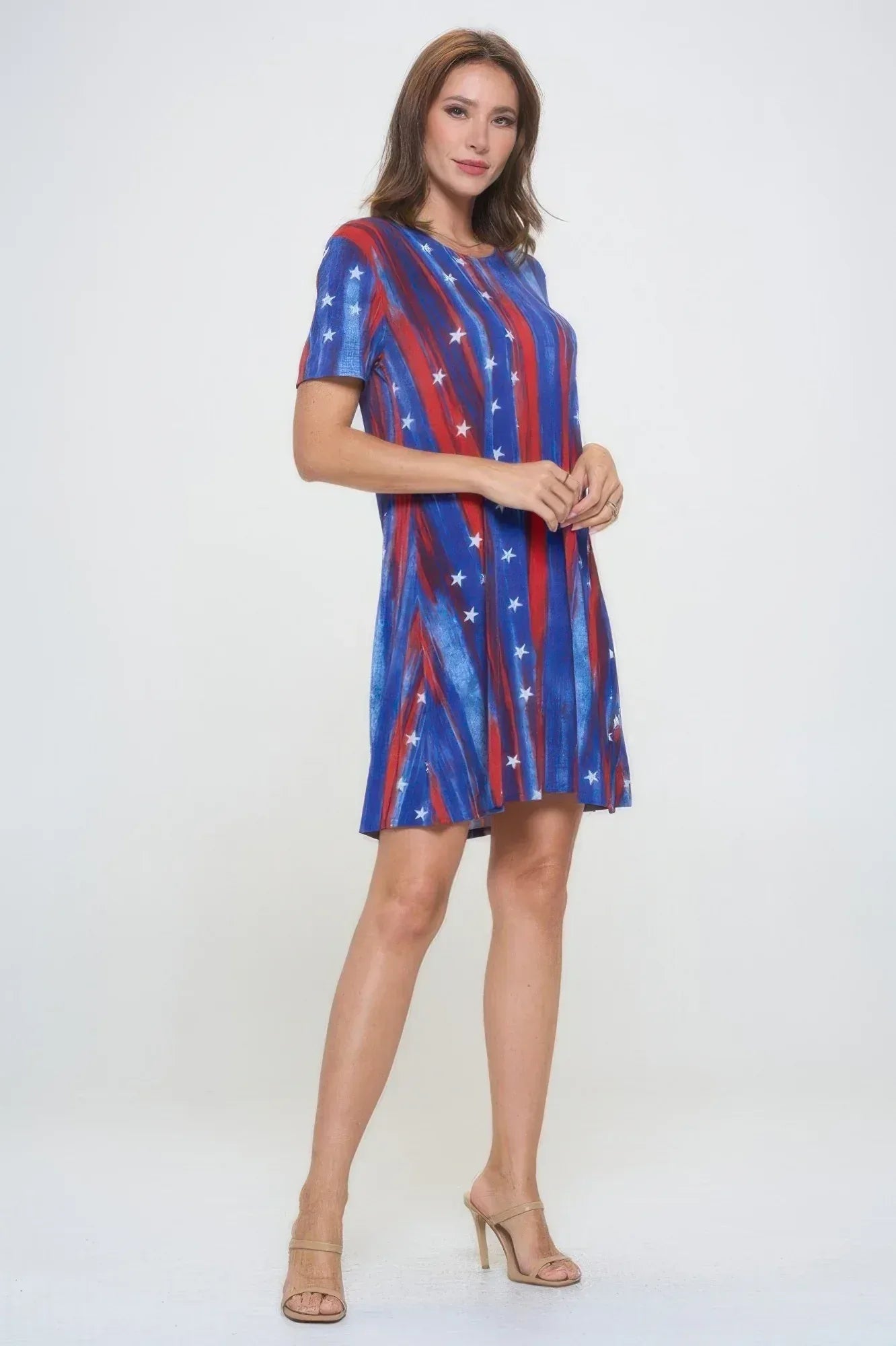 Short-sleeved Knee-length Dress Secondary image