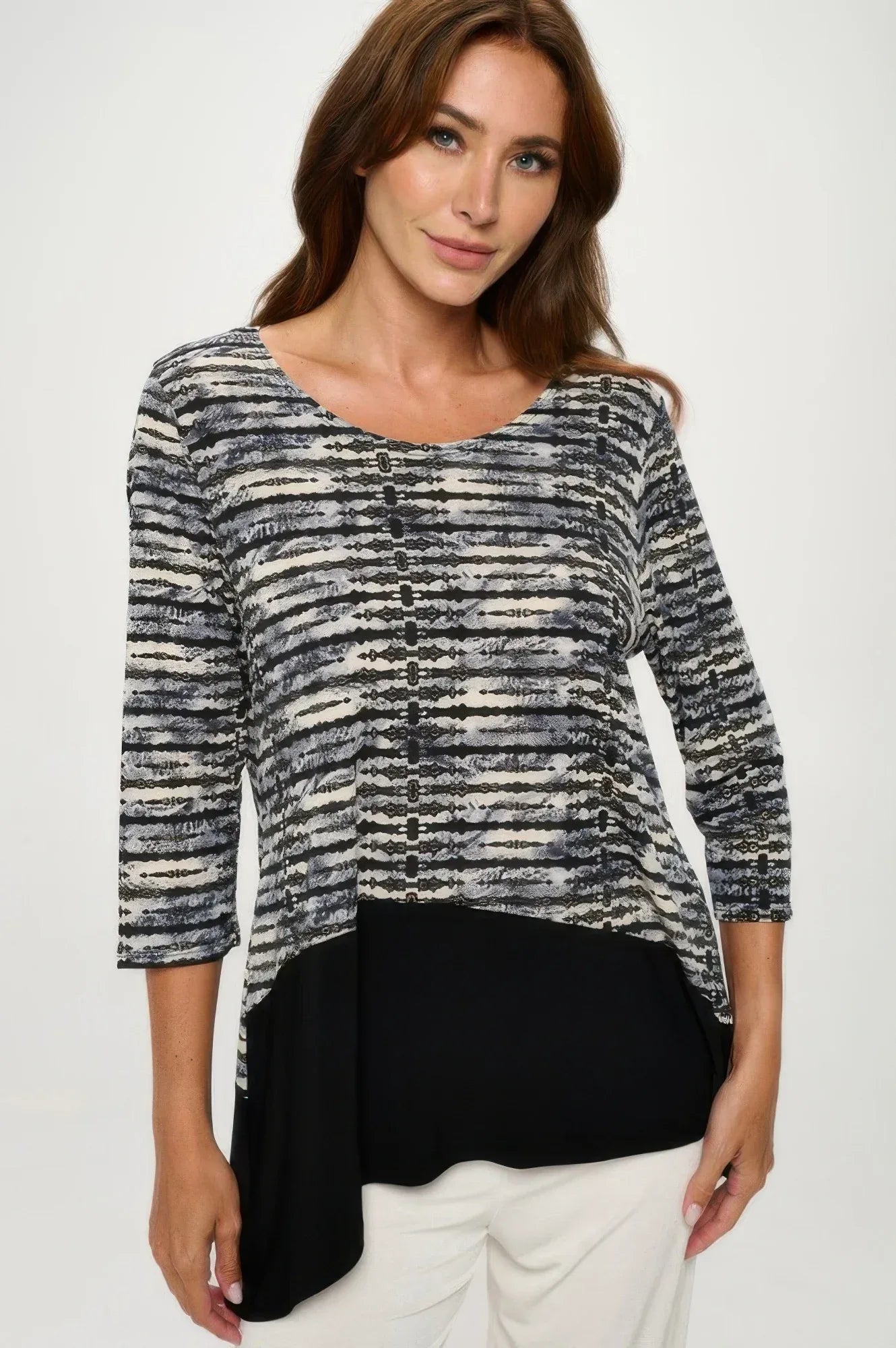 Round Neck Quarter Sleeve Top | Mixtshop LLC Main image