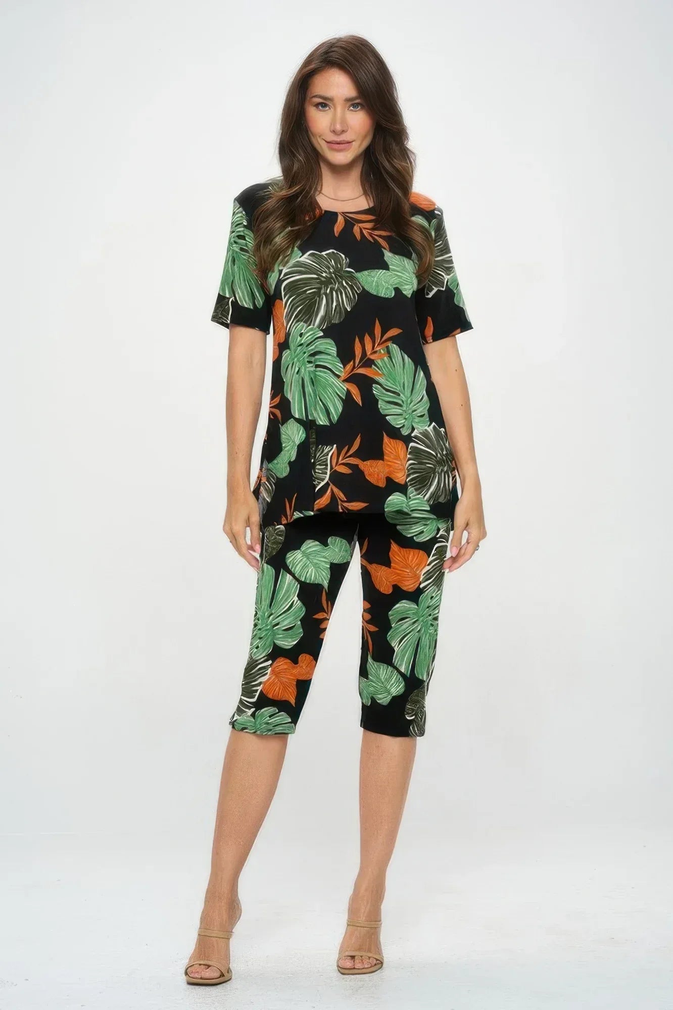 Bns Capri Pants Set | Mixtshop LLC Main image
