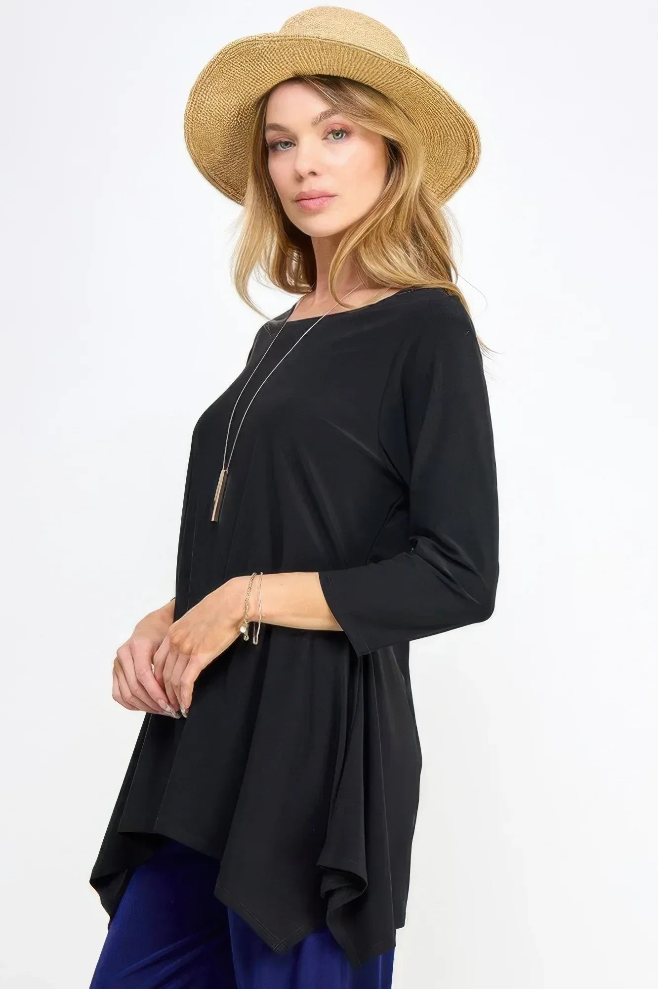 Round Neck Quarter Sleeve Top | Mixtshop LLC