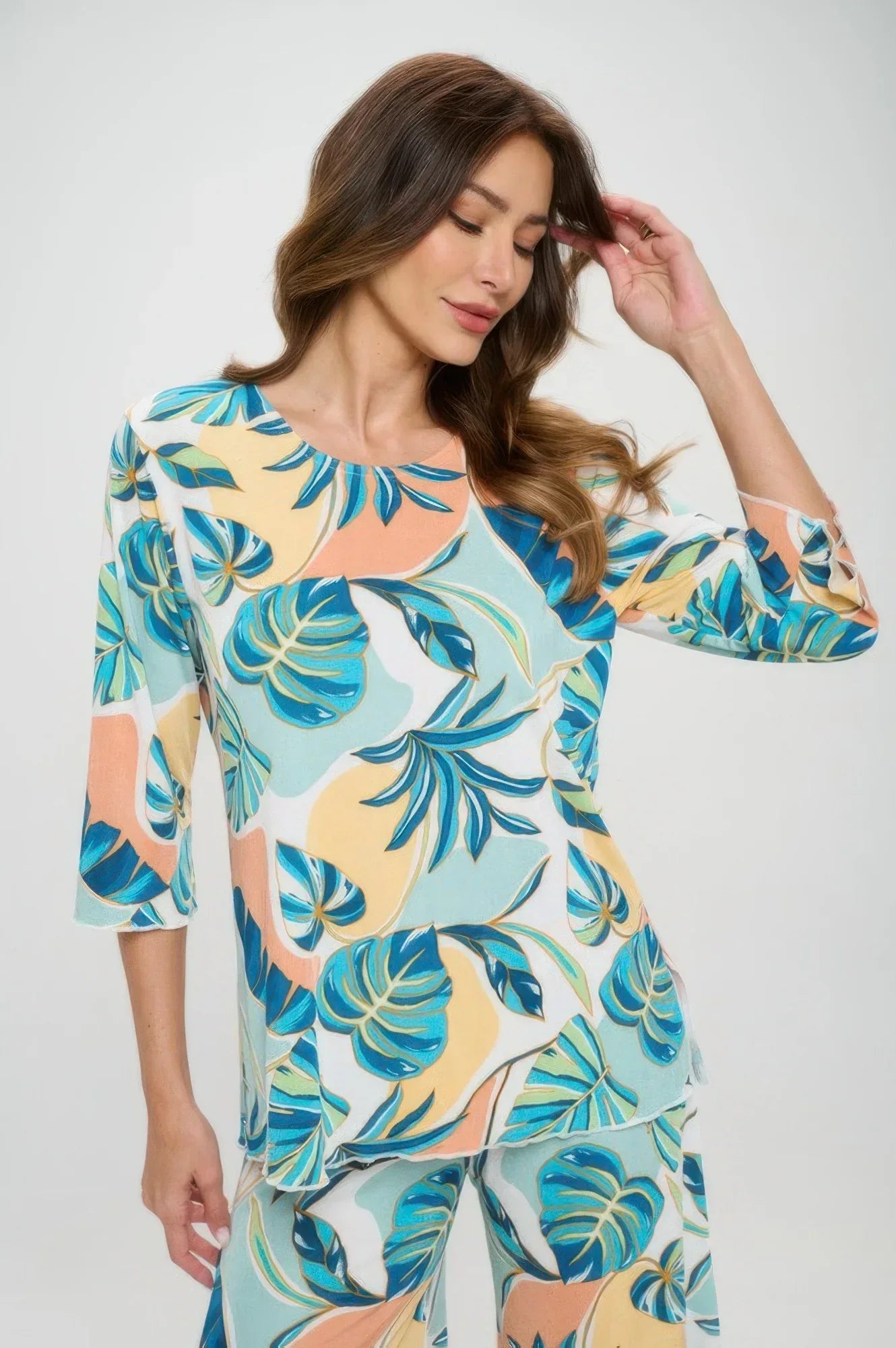 Plus Sizes Bns Print Missy Top | Mixtshop LLC Main image