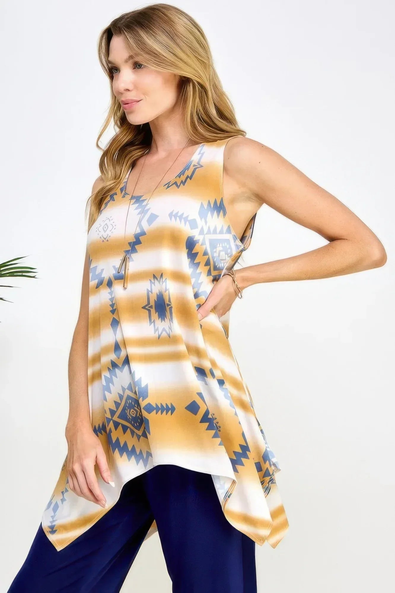 Hit Handkerchief Hem Tank | Mixtshop LLC