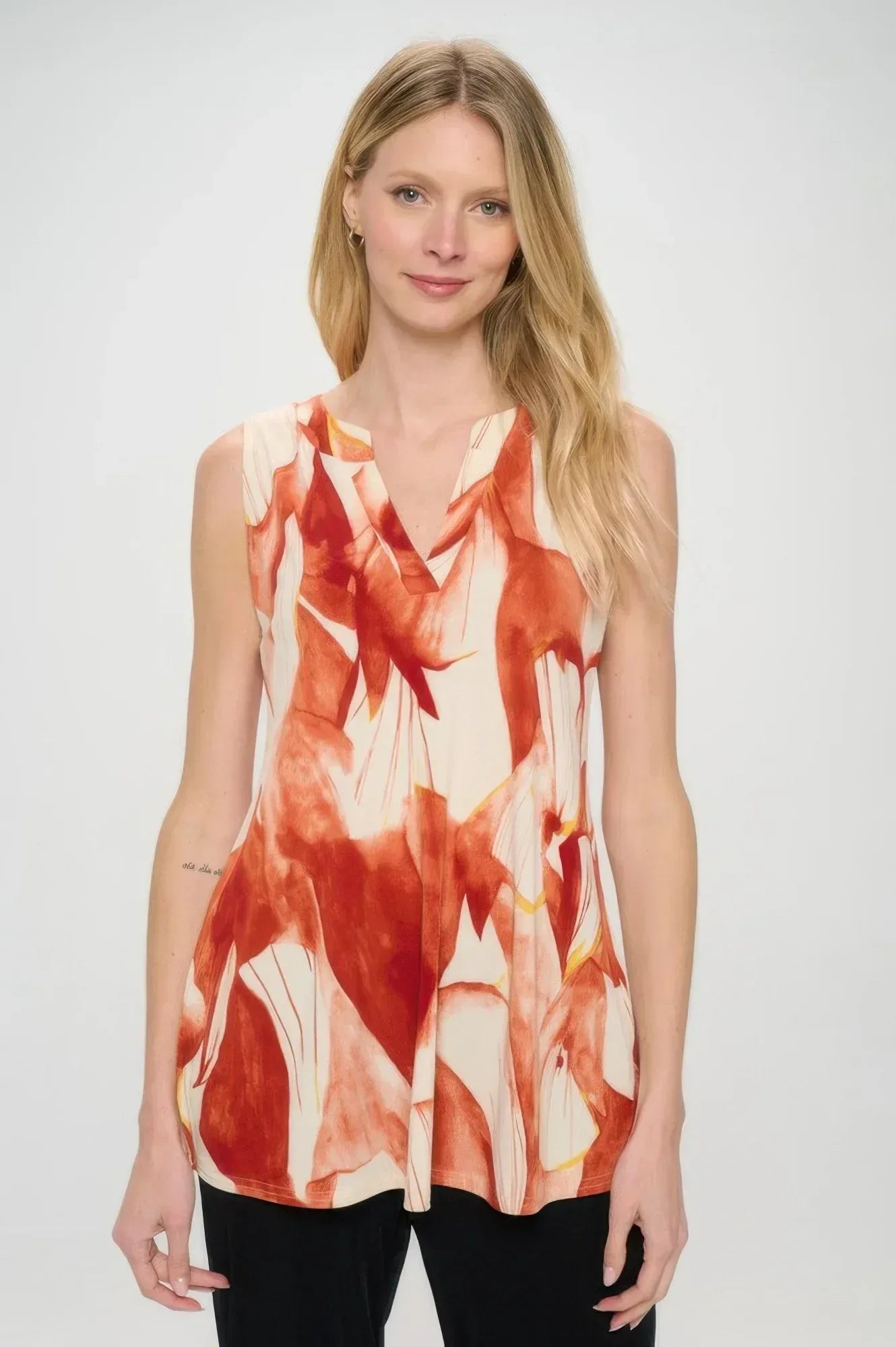 Hit Notch Neck Tank Top | Mixtshop LLC
