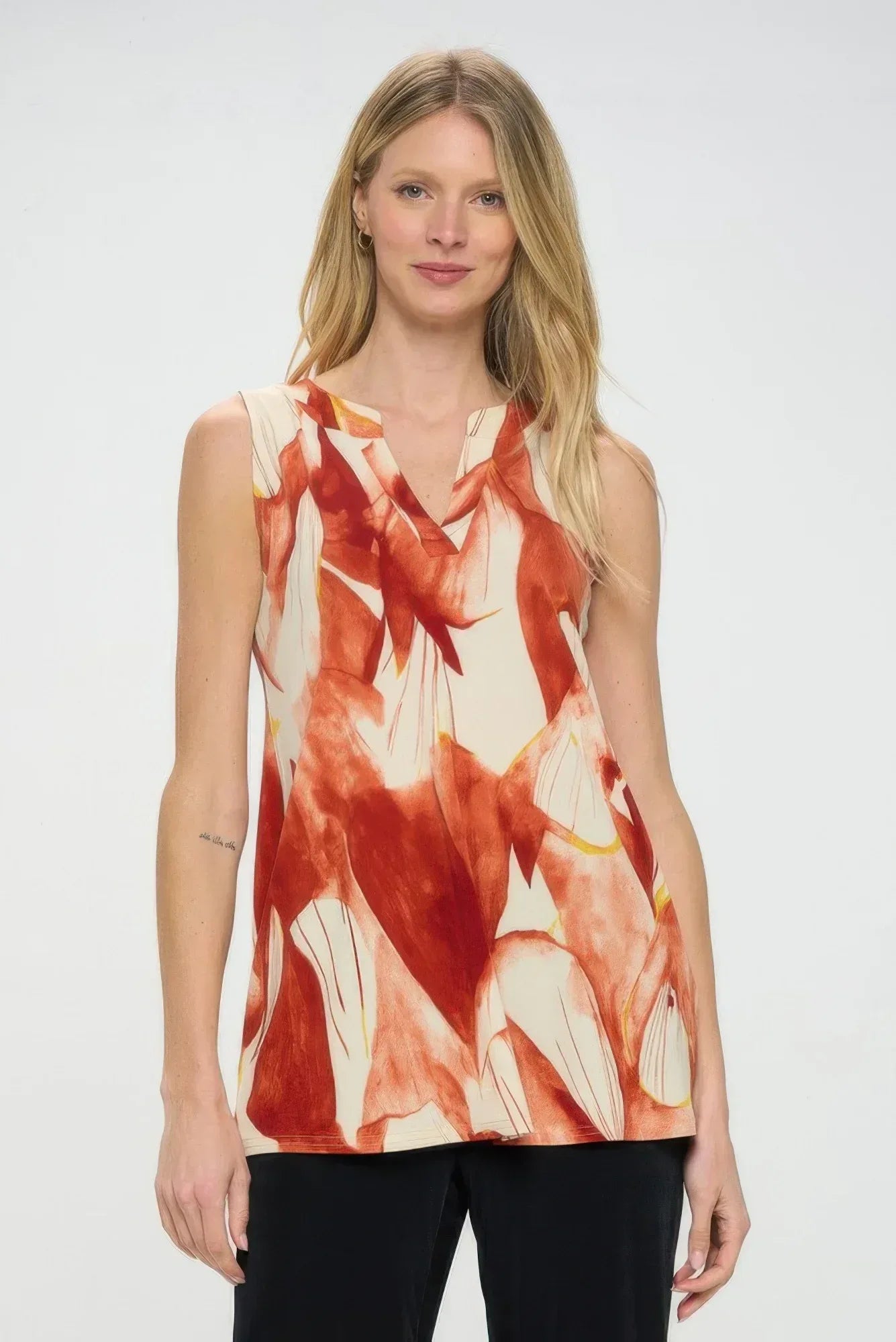 Hit Notch Neck Tank Top | Mixtshop LLC