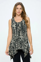 Hit Handkerchief Hem Tank | Mixtshop LLC