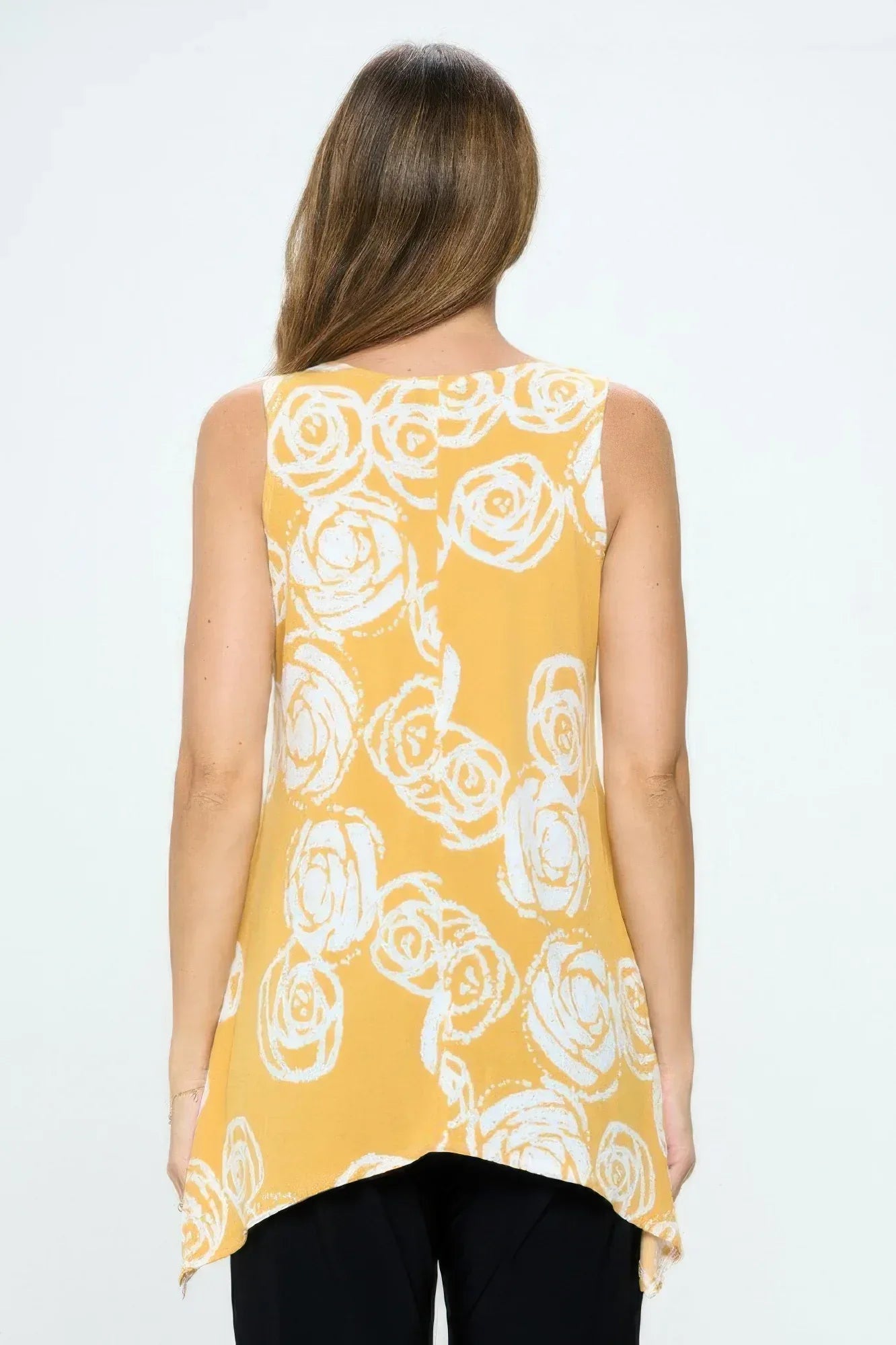Hit Shark Bite Hem Tank | Mixtshop LLC